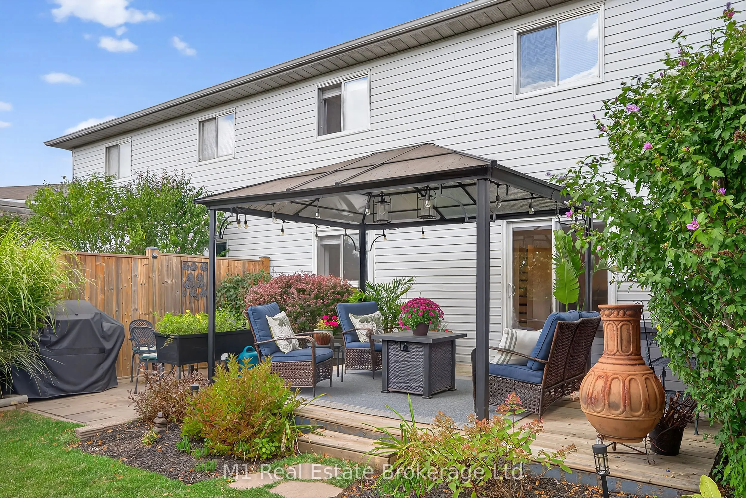 50 Dyer Court