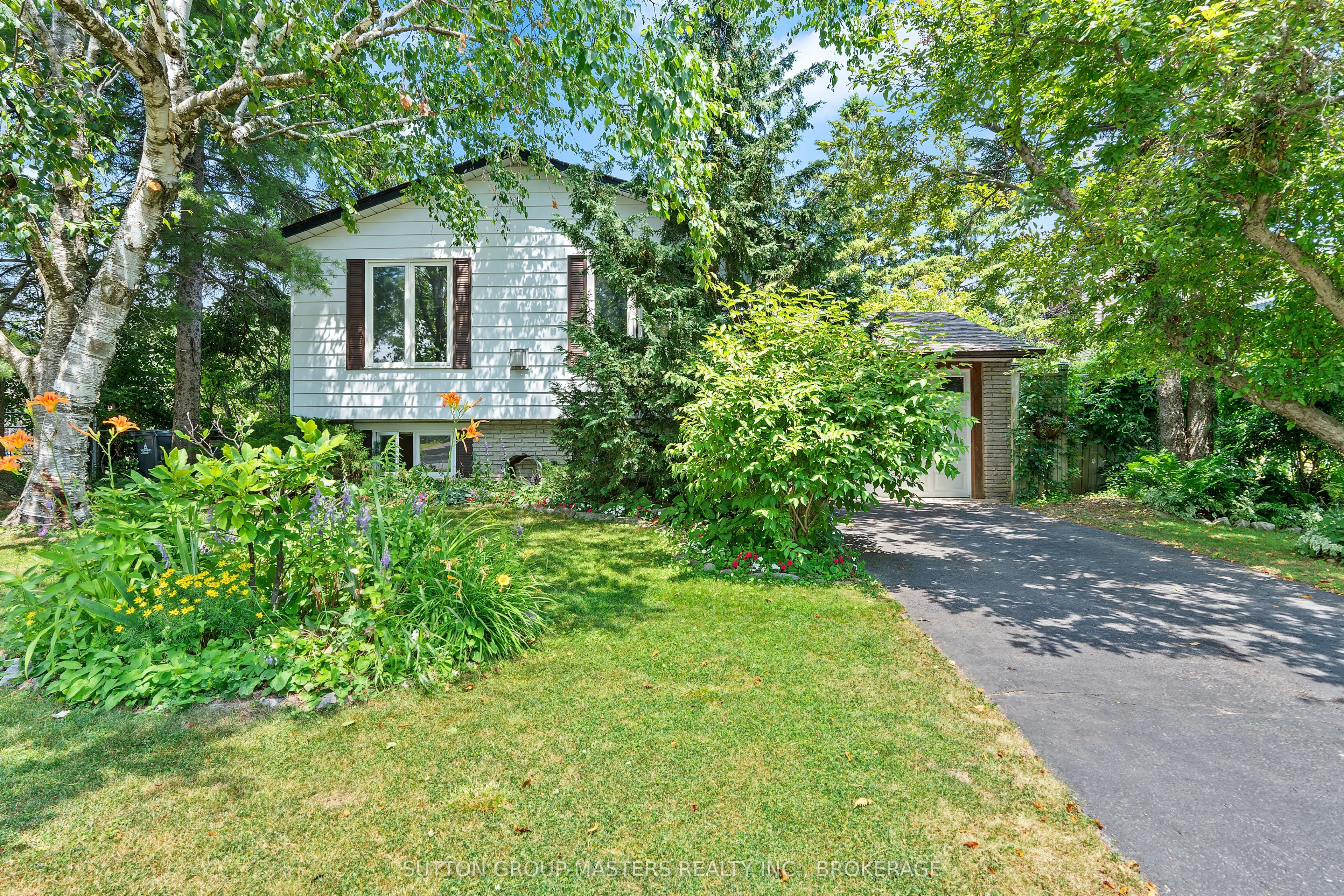 798 Danbury Road