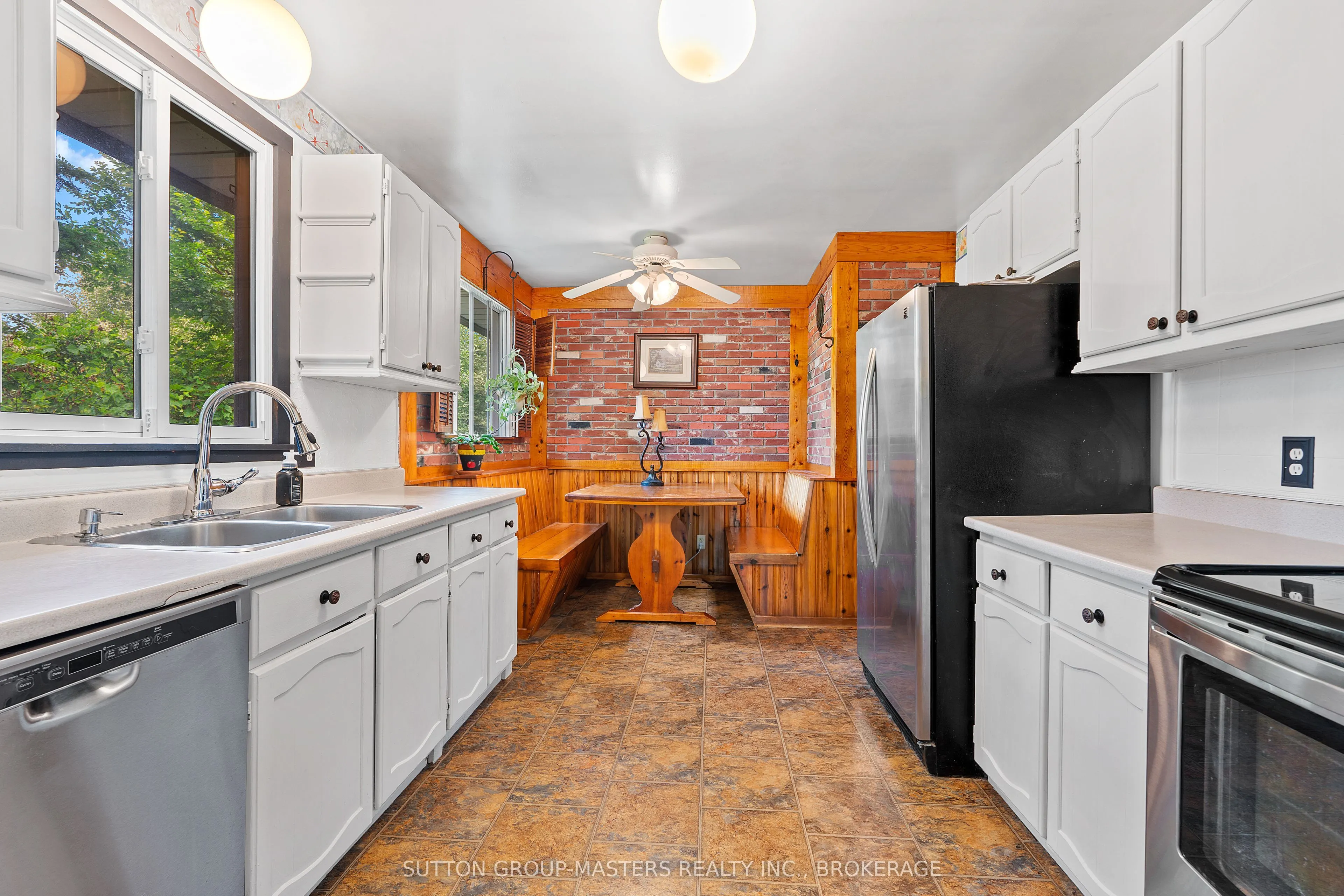 798 Danbury Road