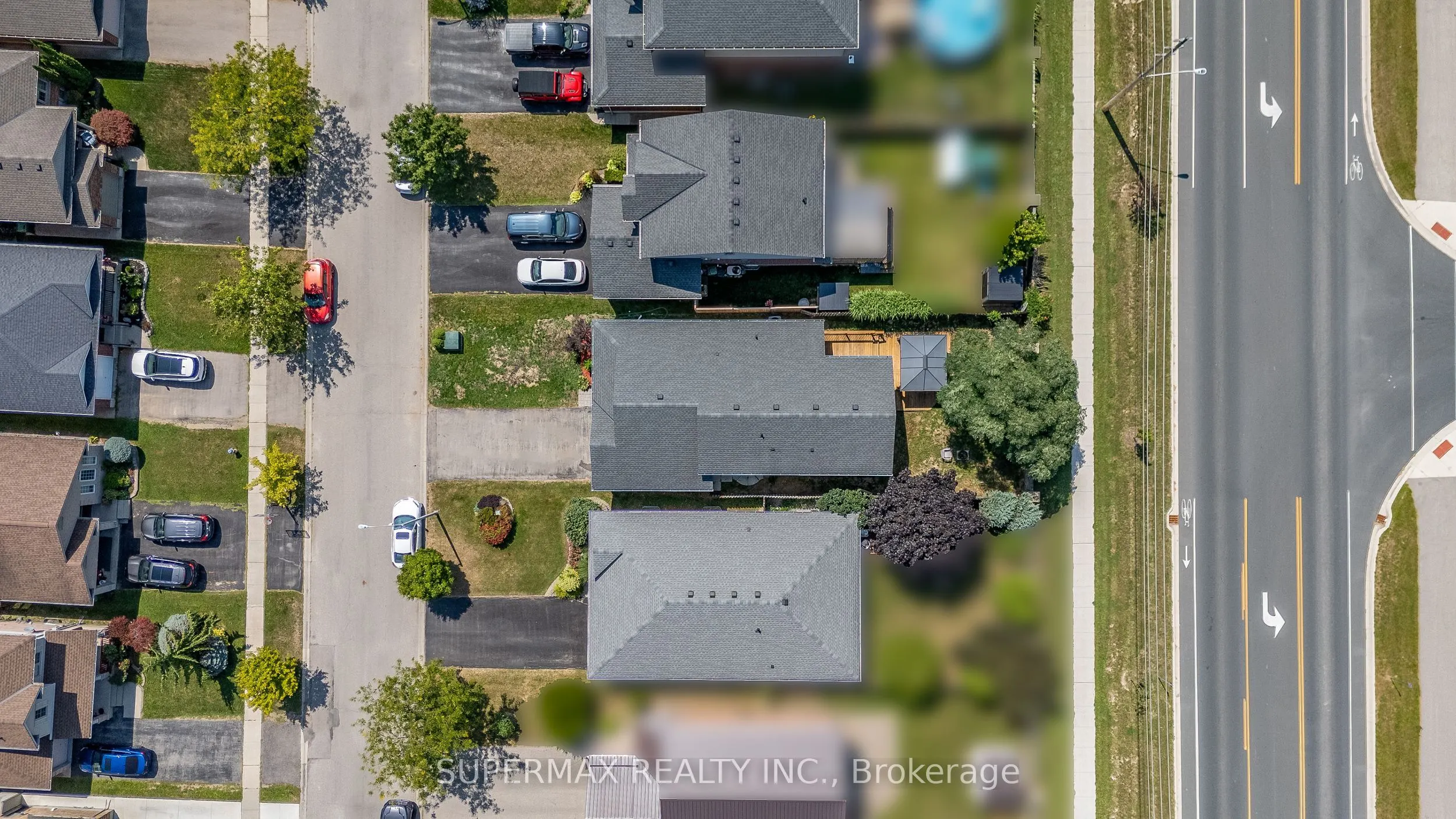 93 Hagerman Crescent