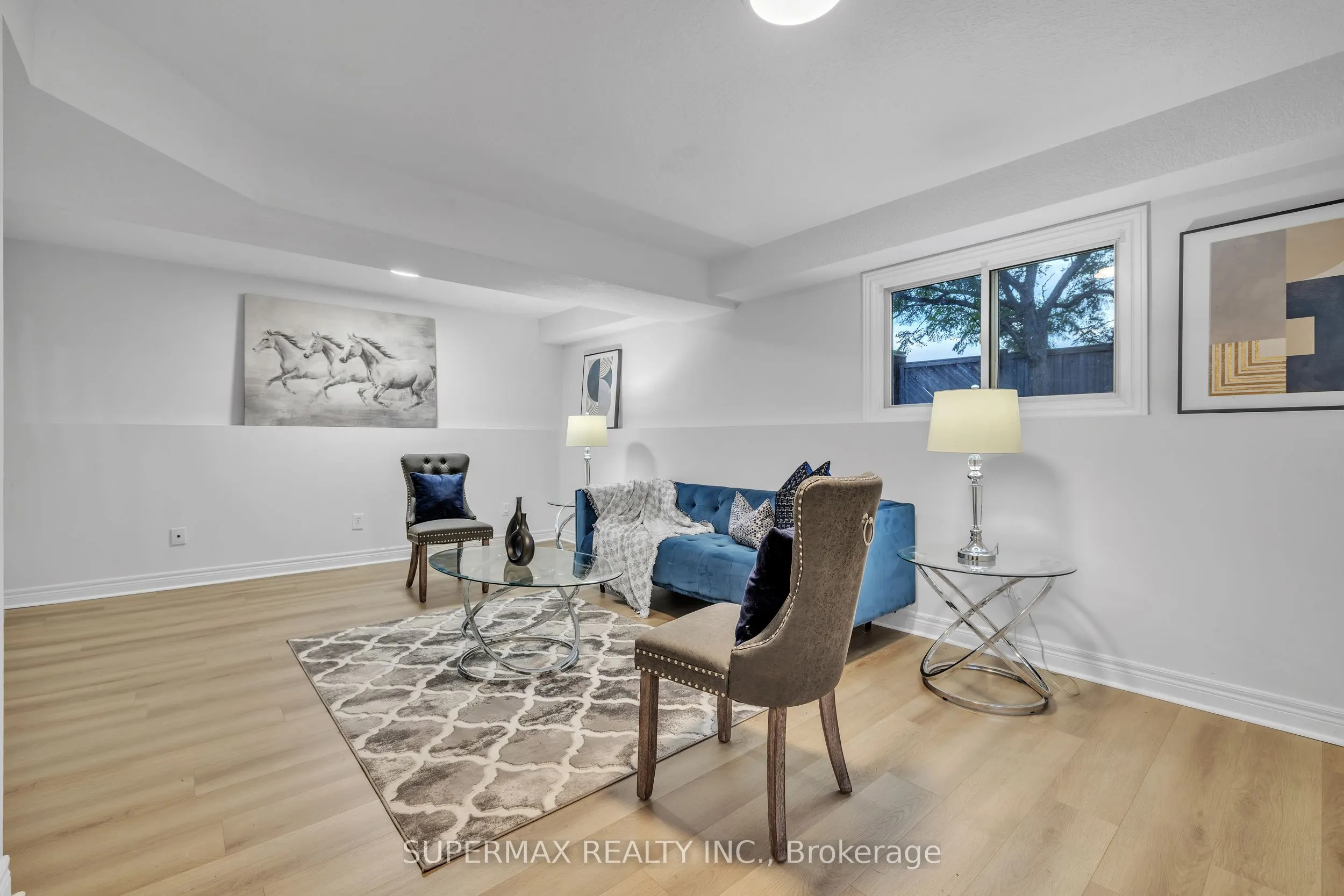93 Hagerman Crescent