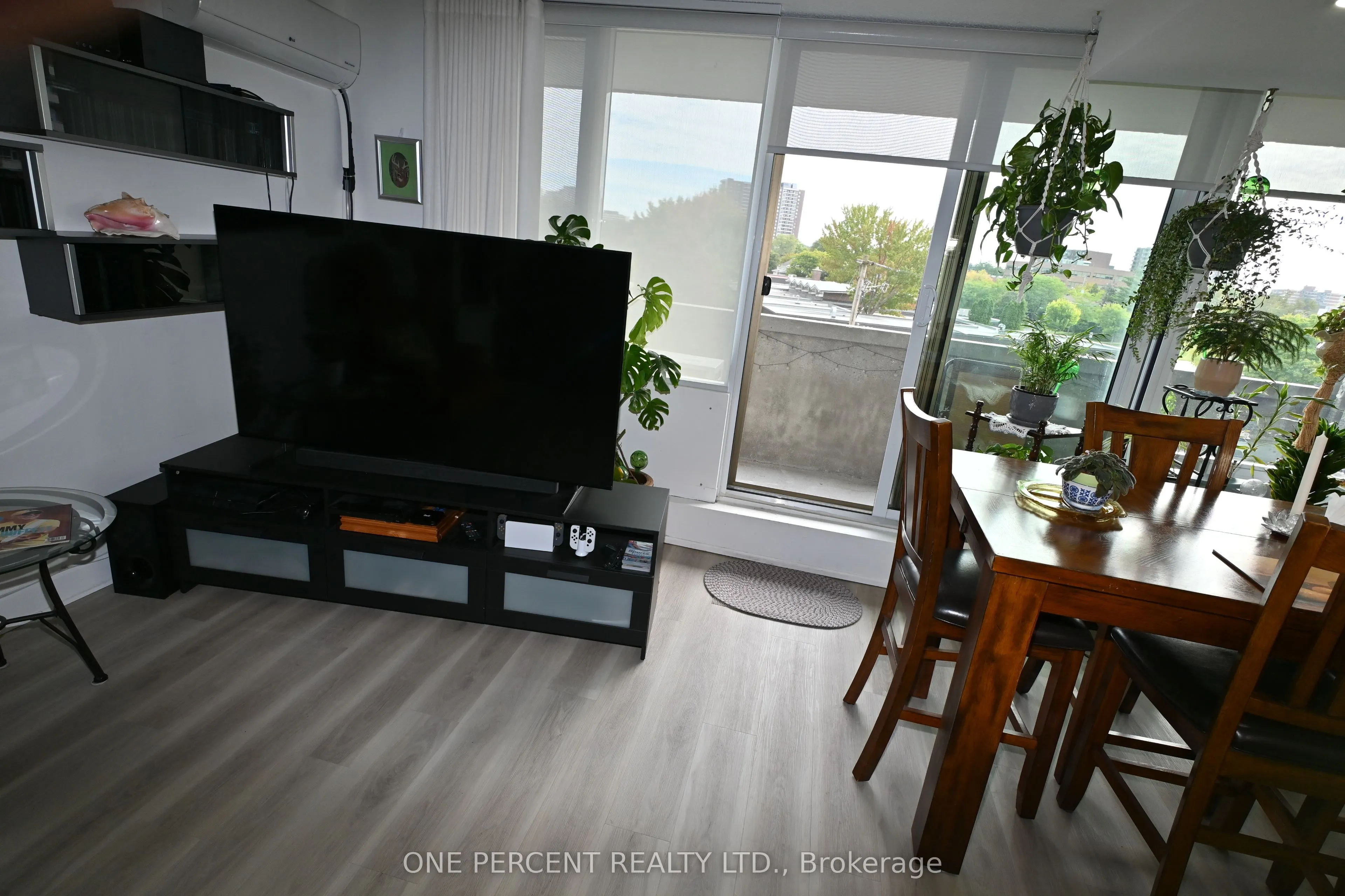 2625 Regina Street, #303