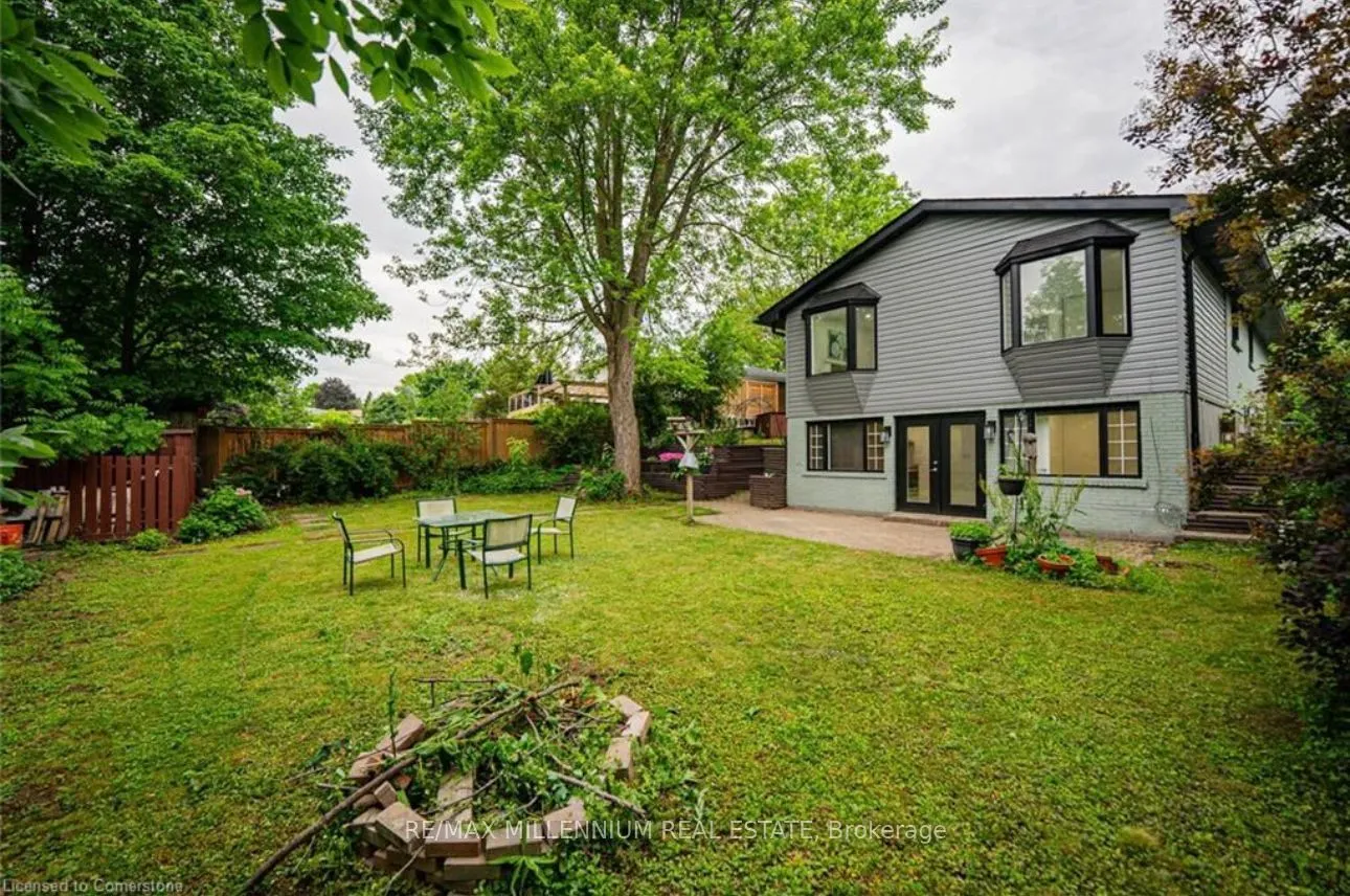 56 Scott Road, #Lower