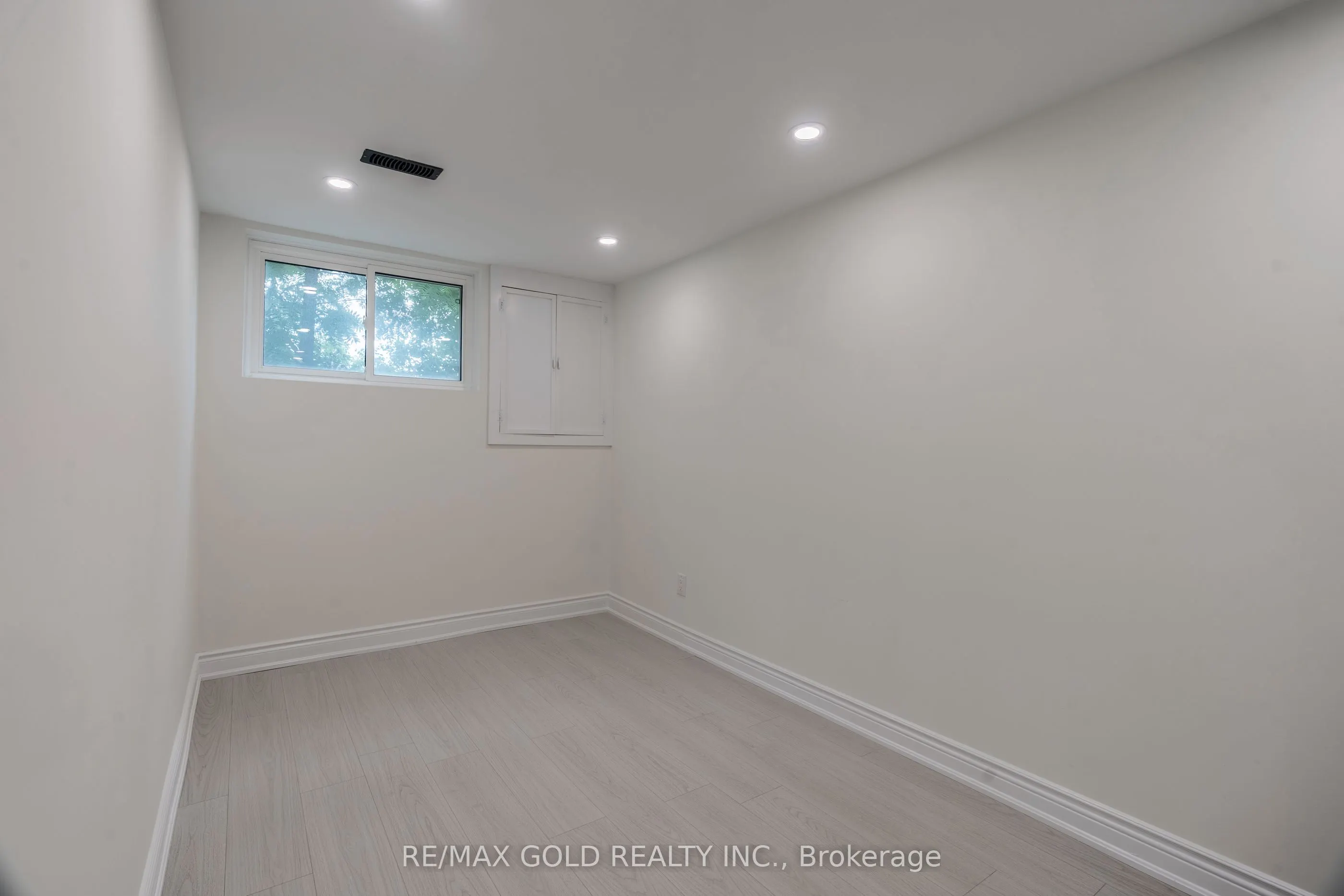 384 Westwood Drive