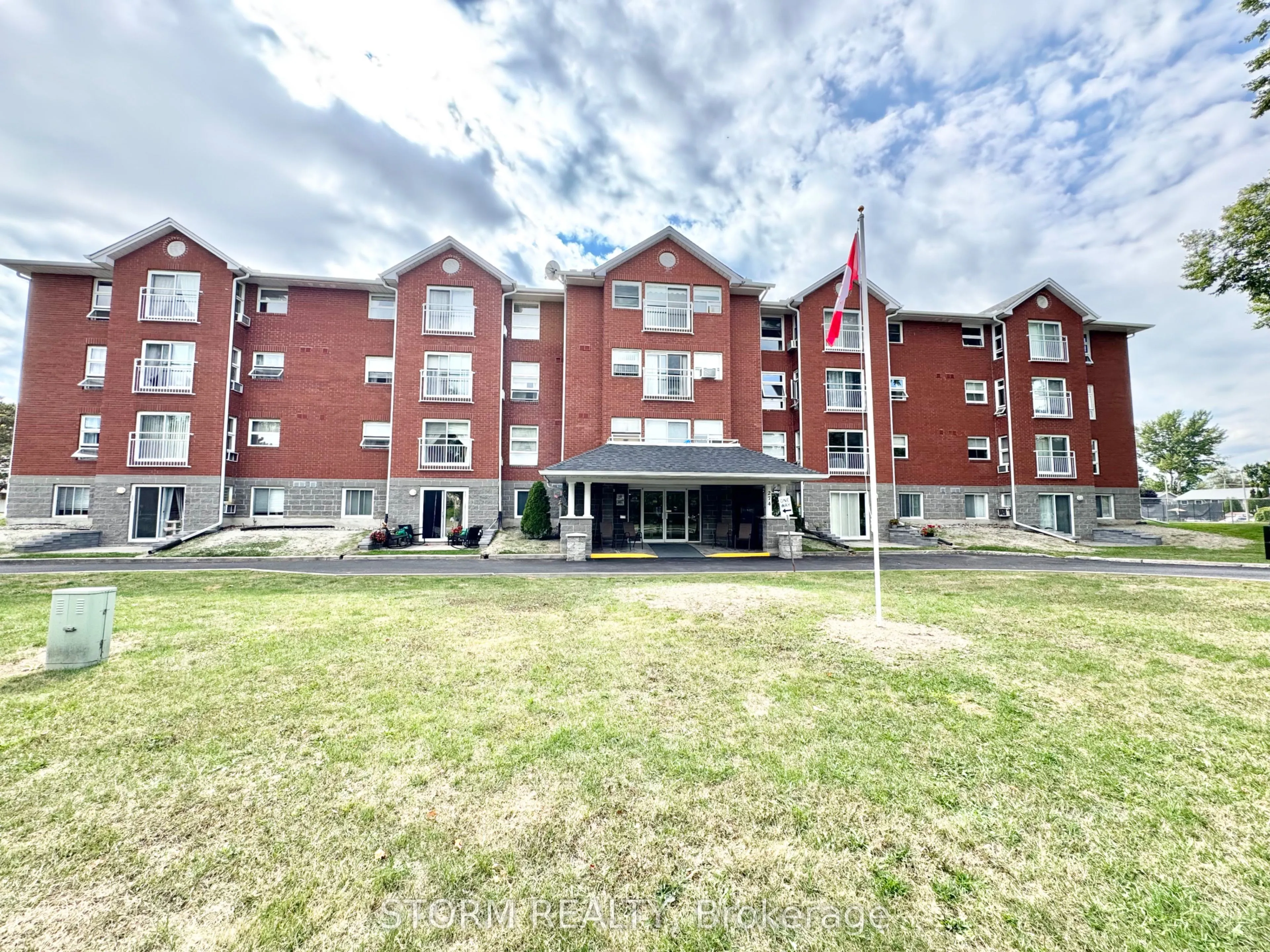 274 ORMOND Street, #310