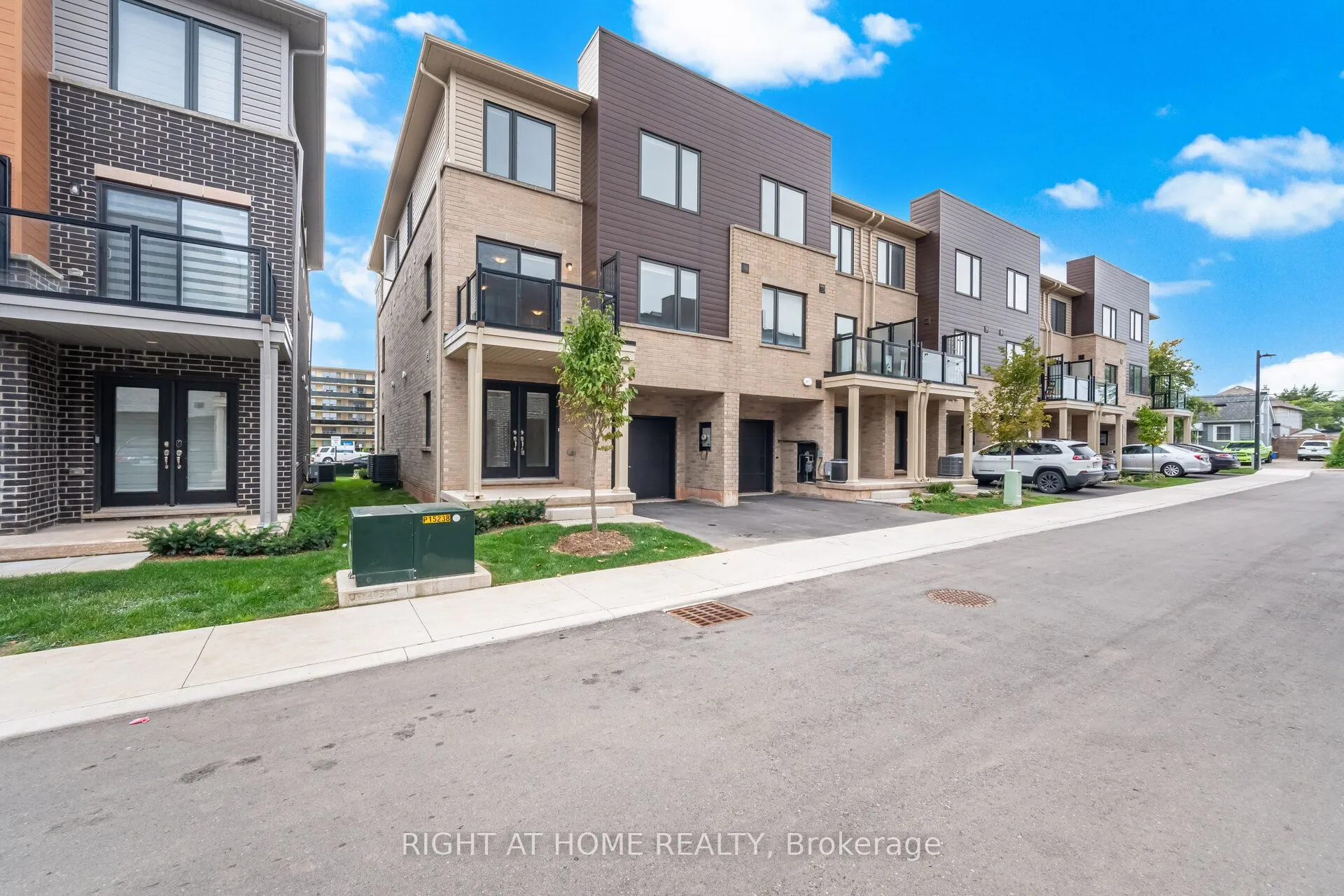 14 Dryden Lane, #100