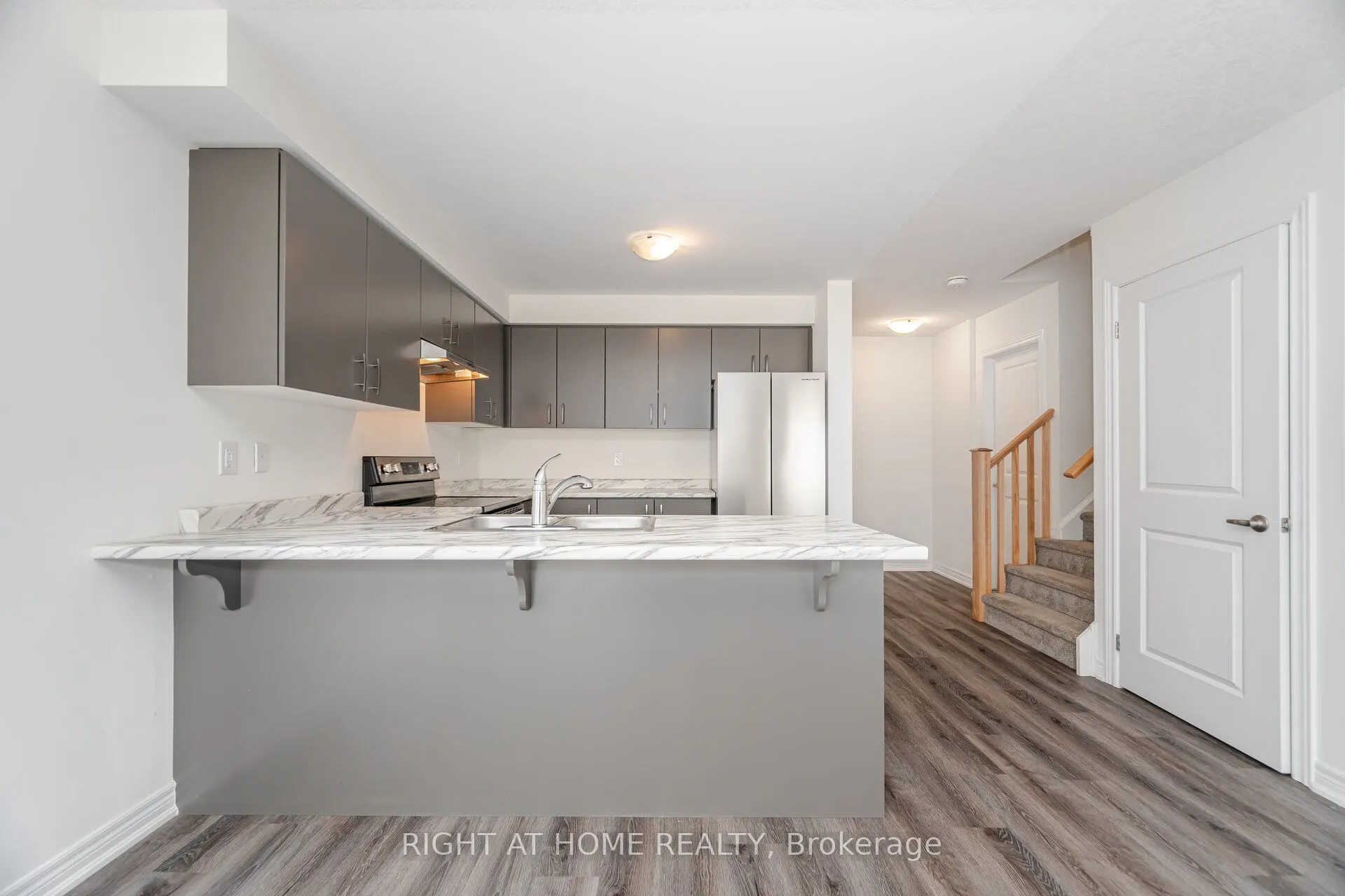 14 Dryden Lane, #100
