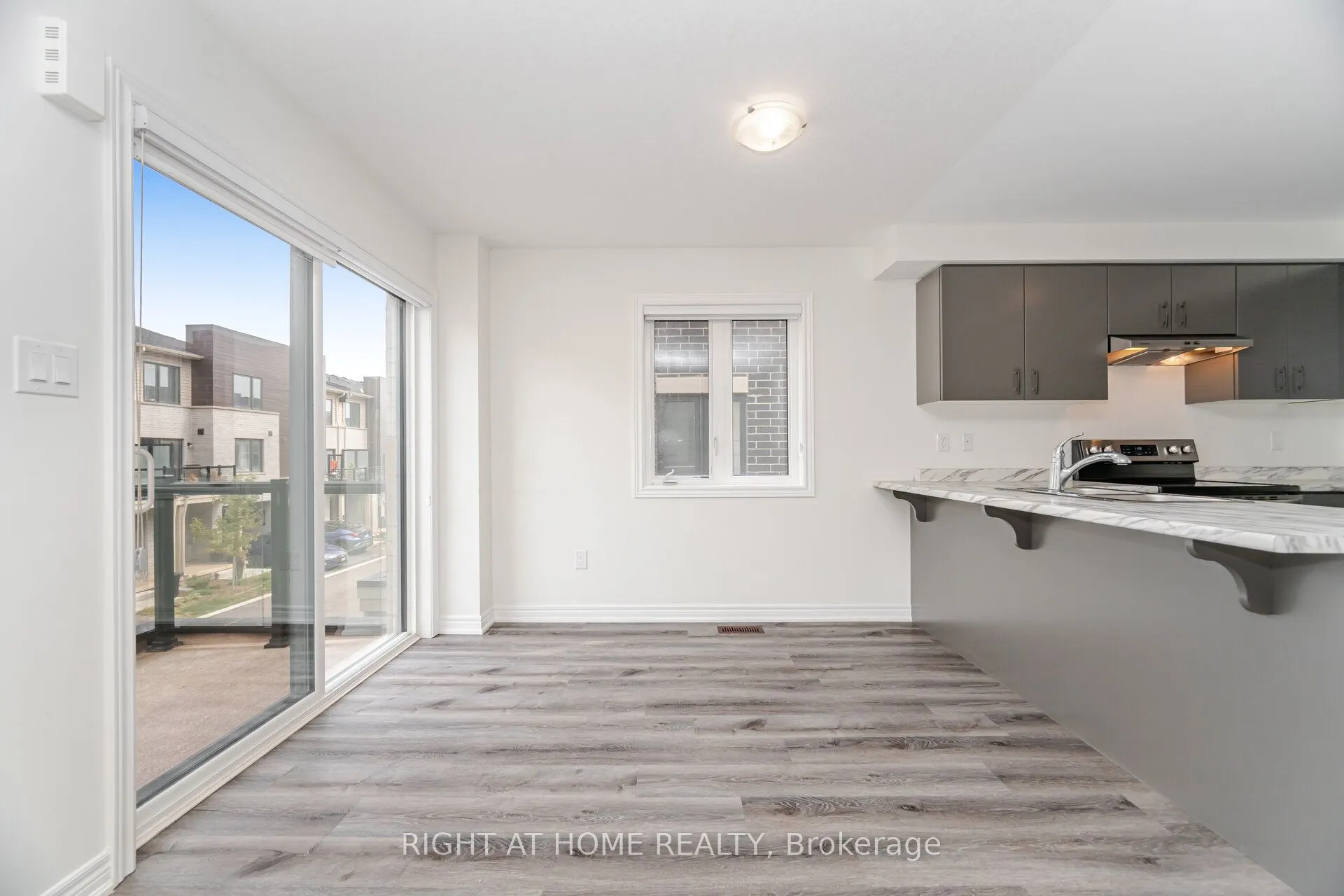 14 Dryden Lane, #100