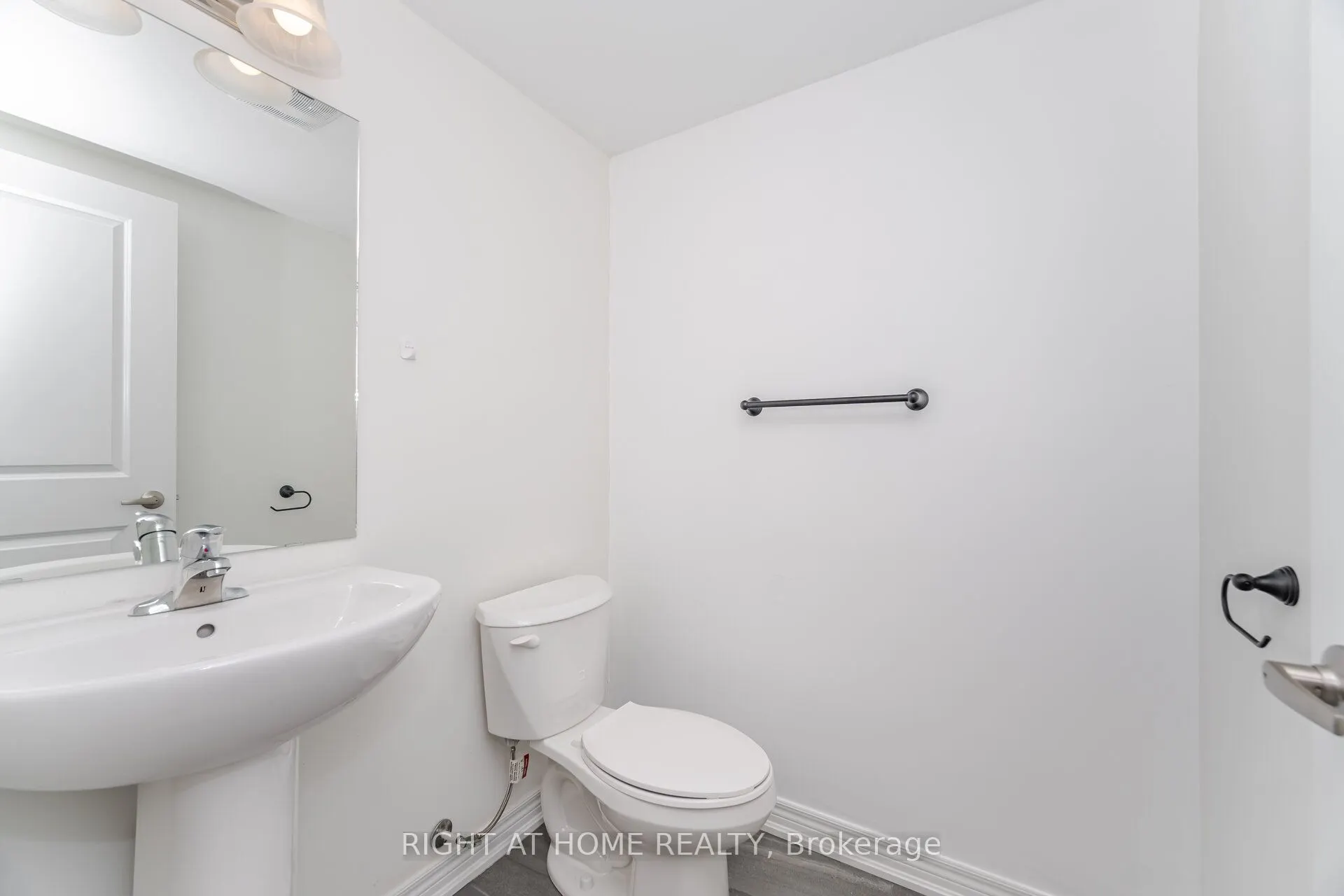 14 Dryden Lane, #100