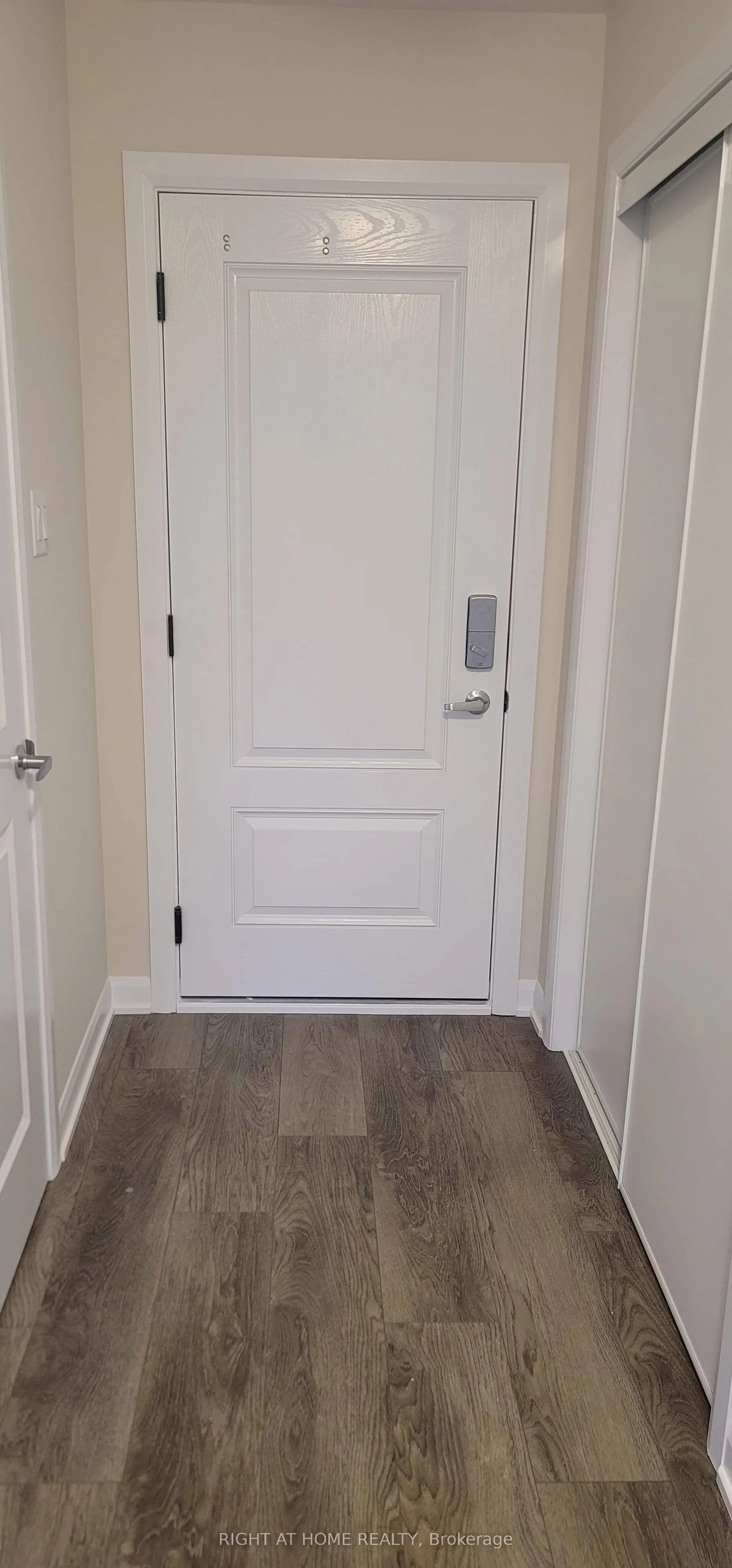 320 Raheen Court