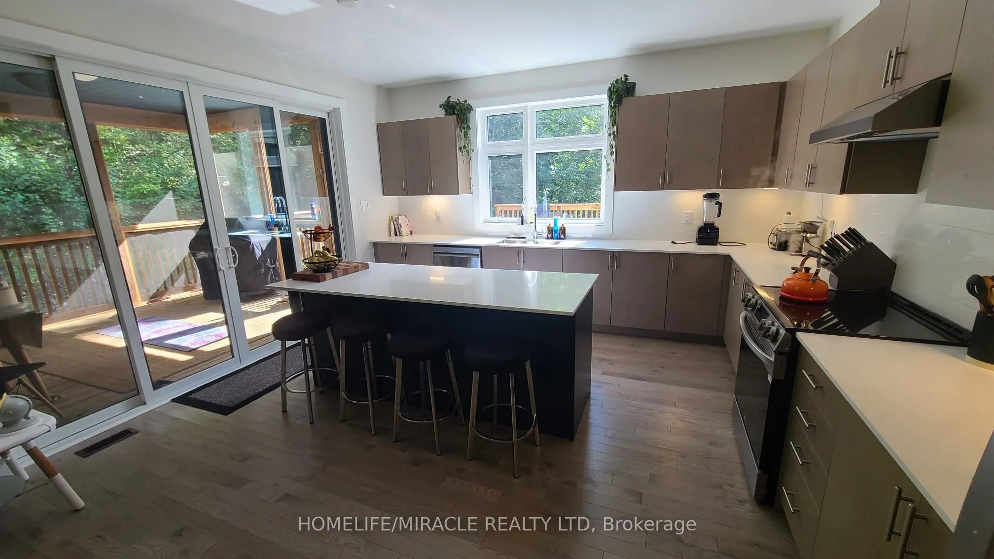 1006 Kingsridge Court, #59