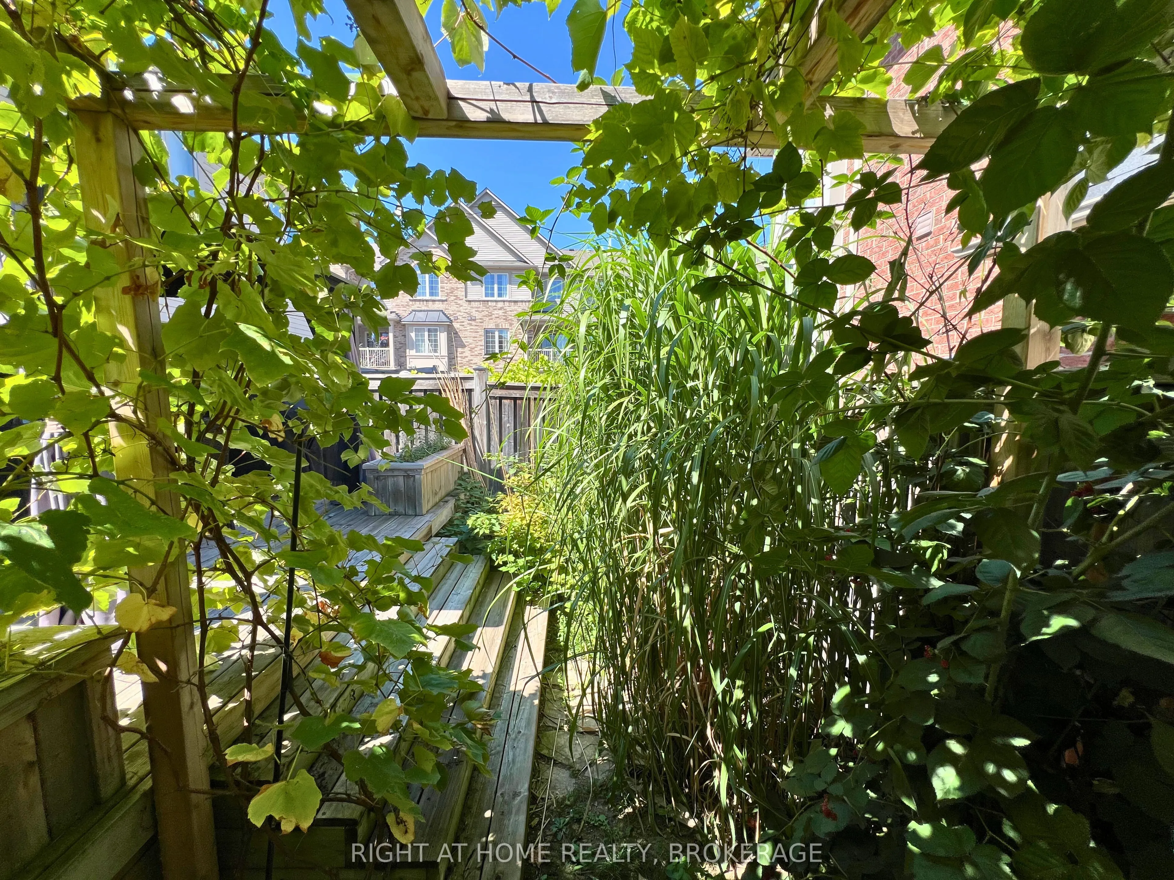 541 WINSTON Road, #33