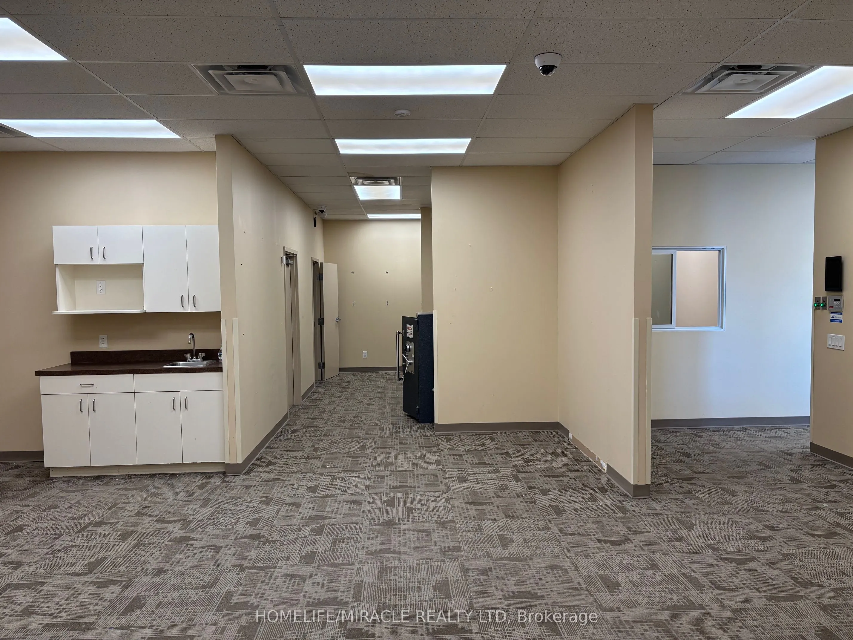 5890 Main Street