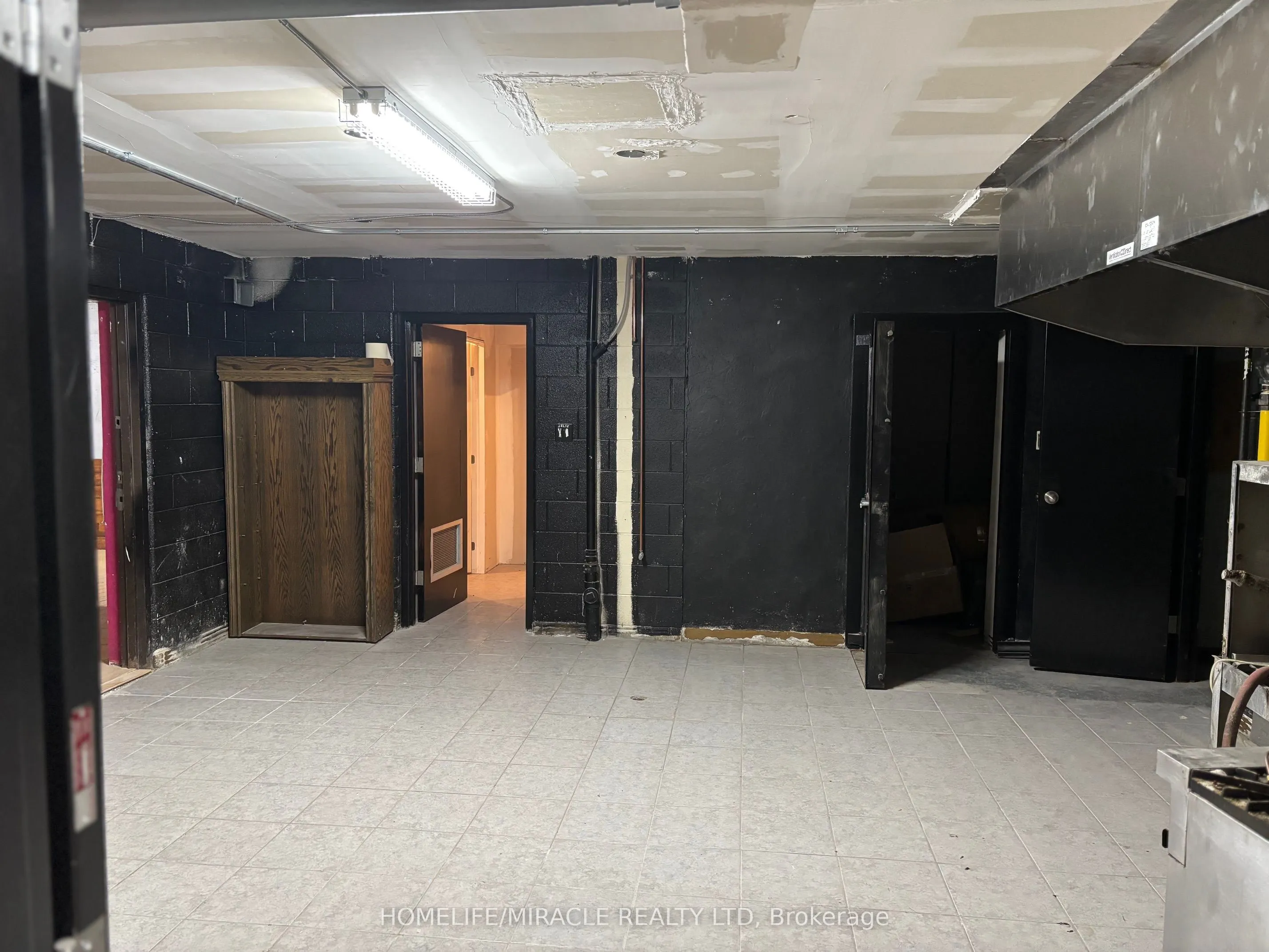 5890 Main Street