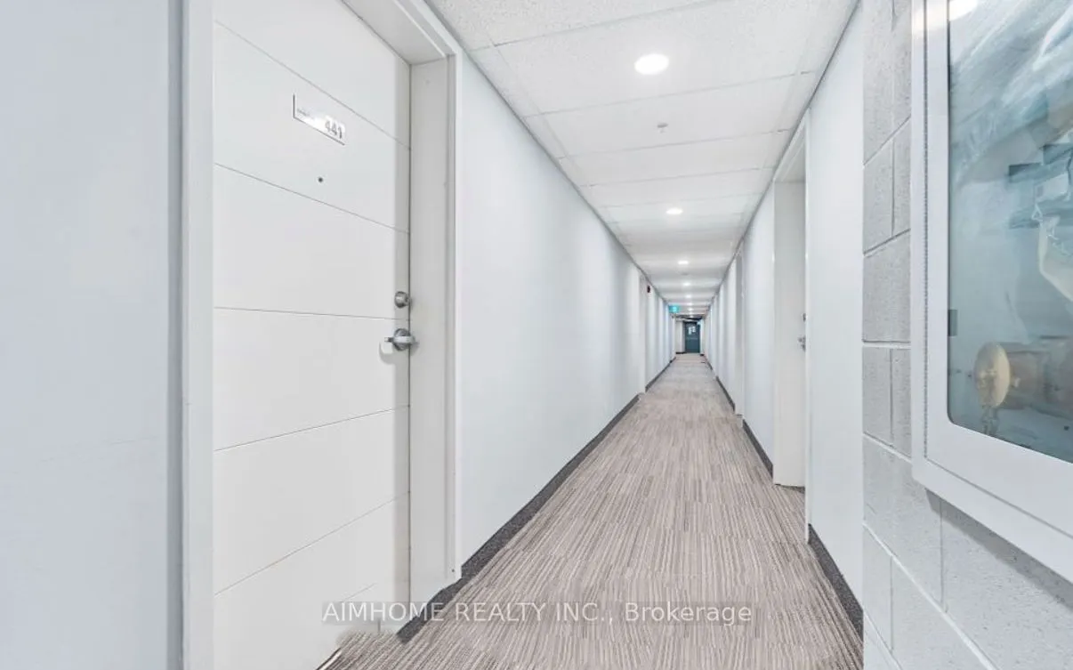 652 Princess St Street, #210