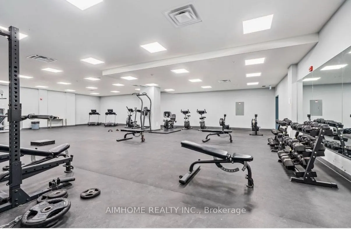 652 Princess St Street, #210