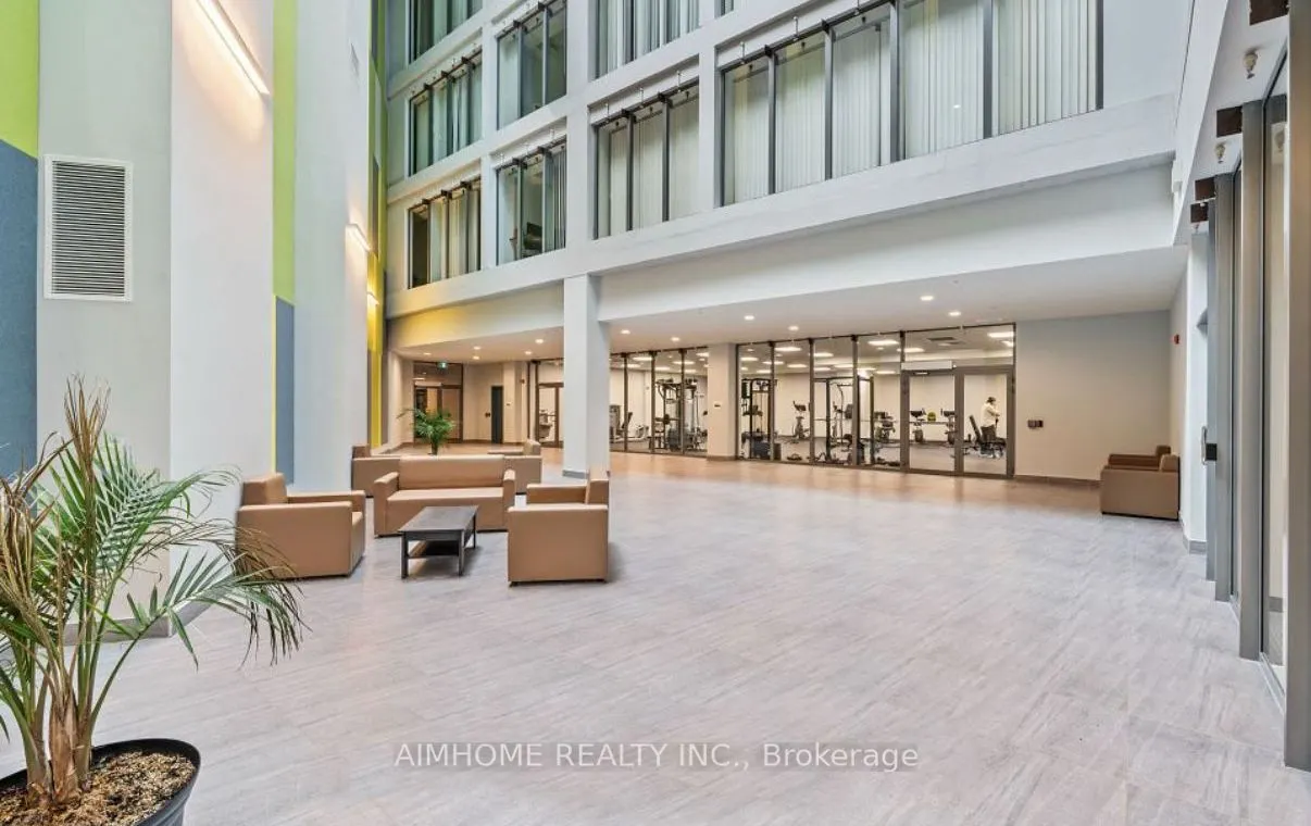 652 Princess St Street, #210