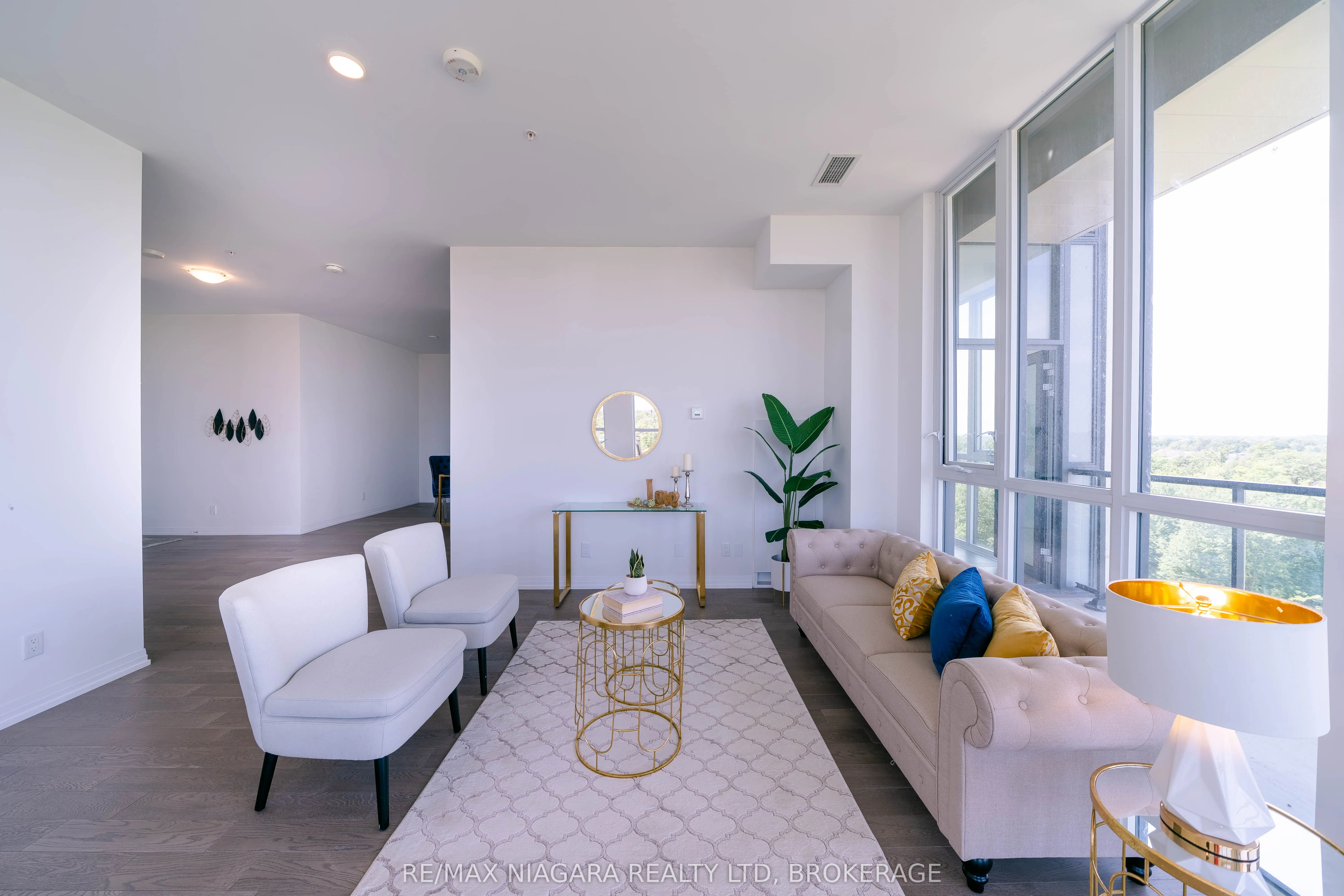 7711 GREEN VISTA Gate, #901