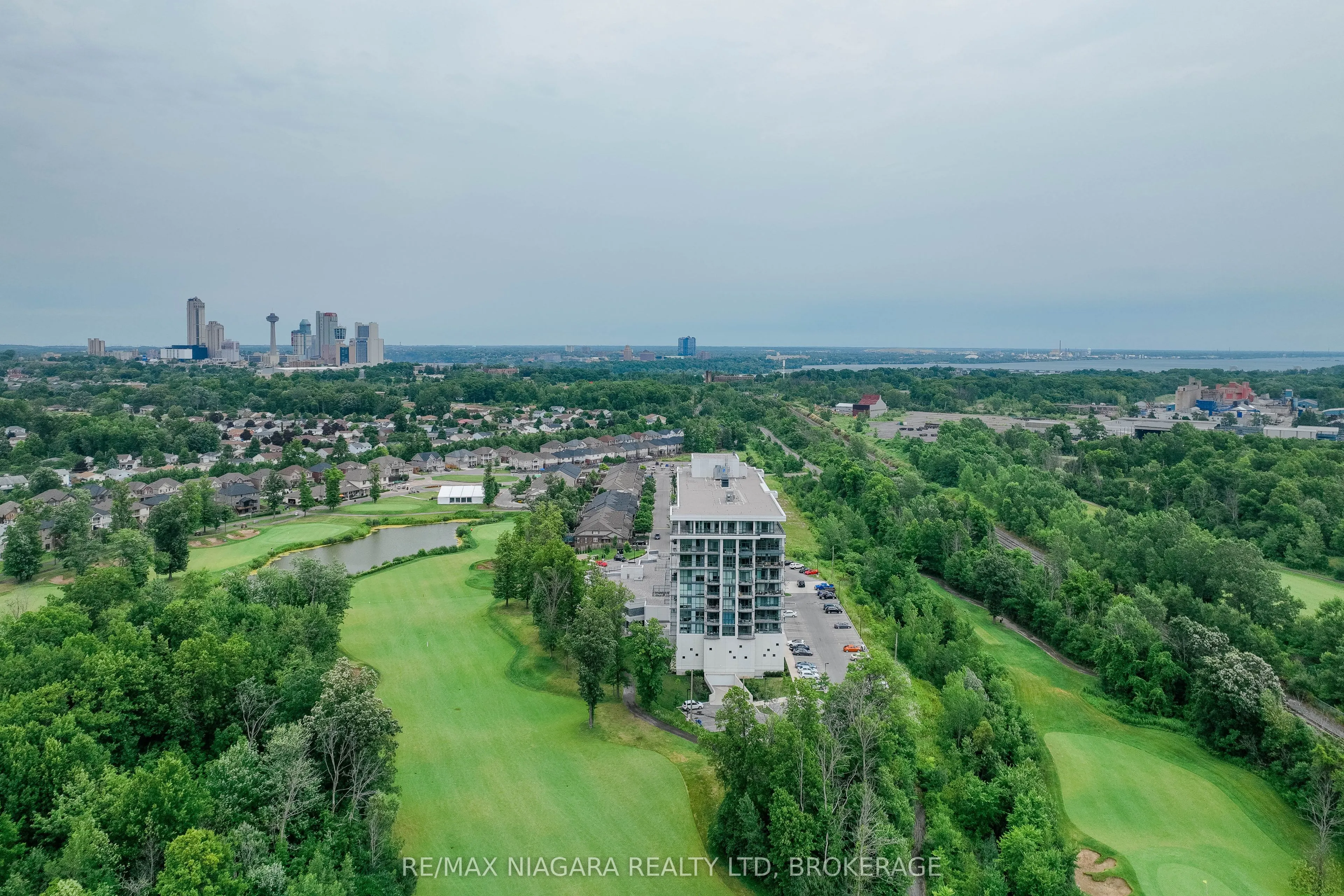 7711 GREEN VISTA Gate, #901