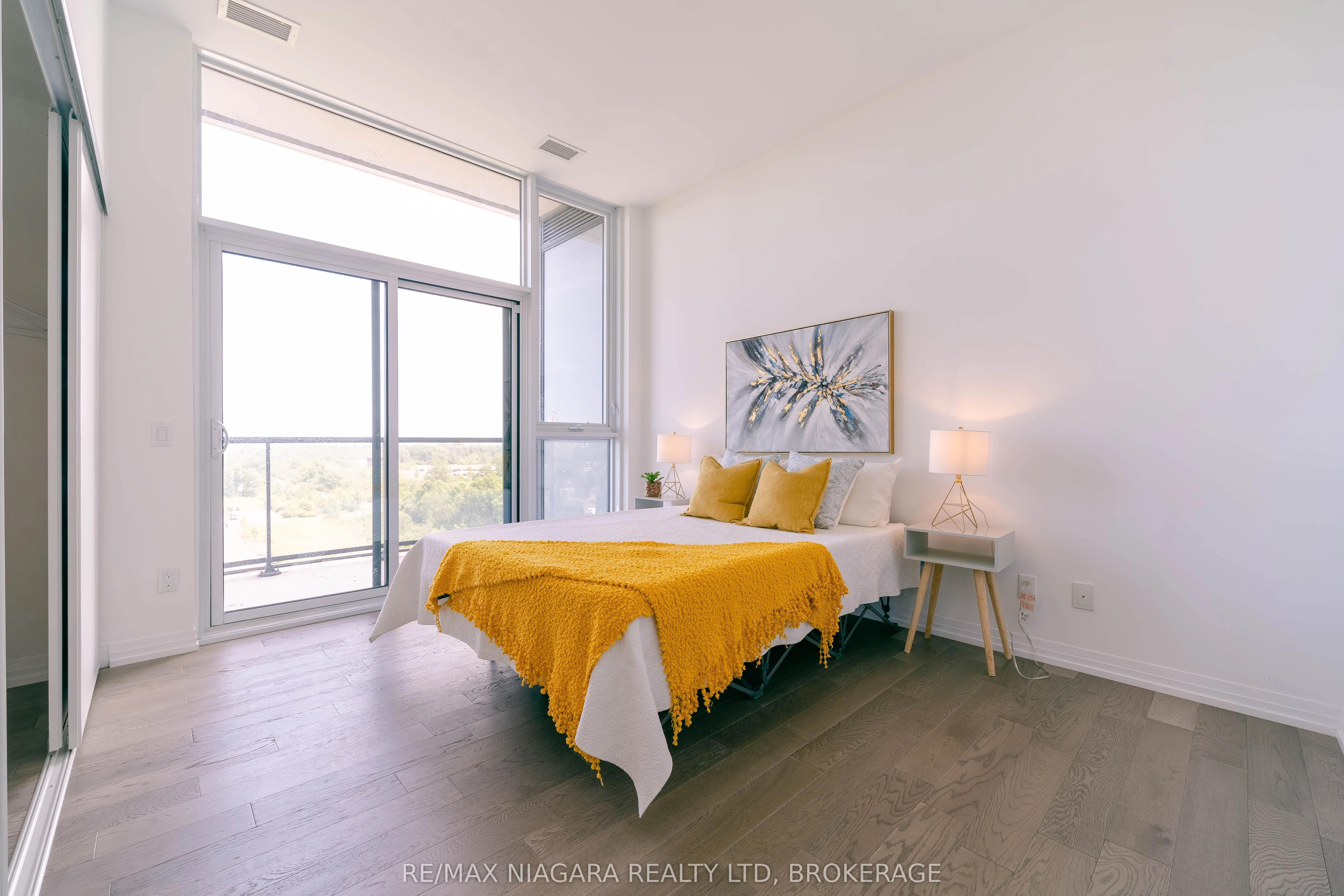 7711 GREEN VISTA Gate, #901