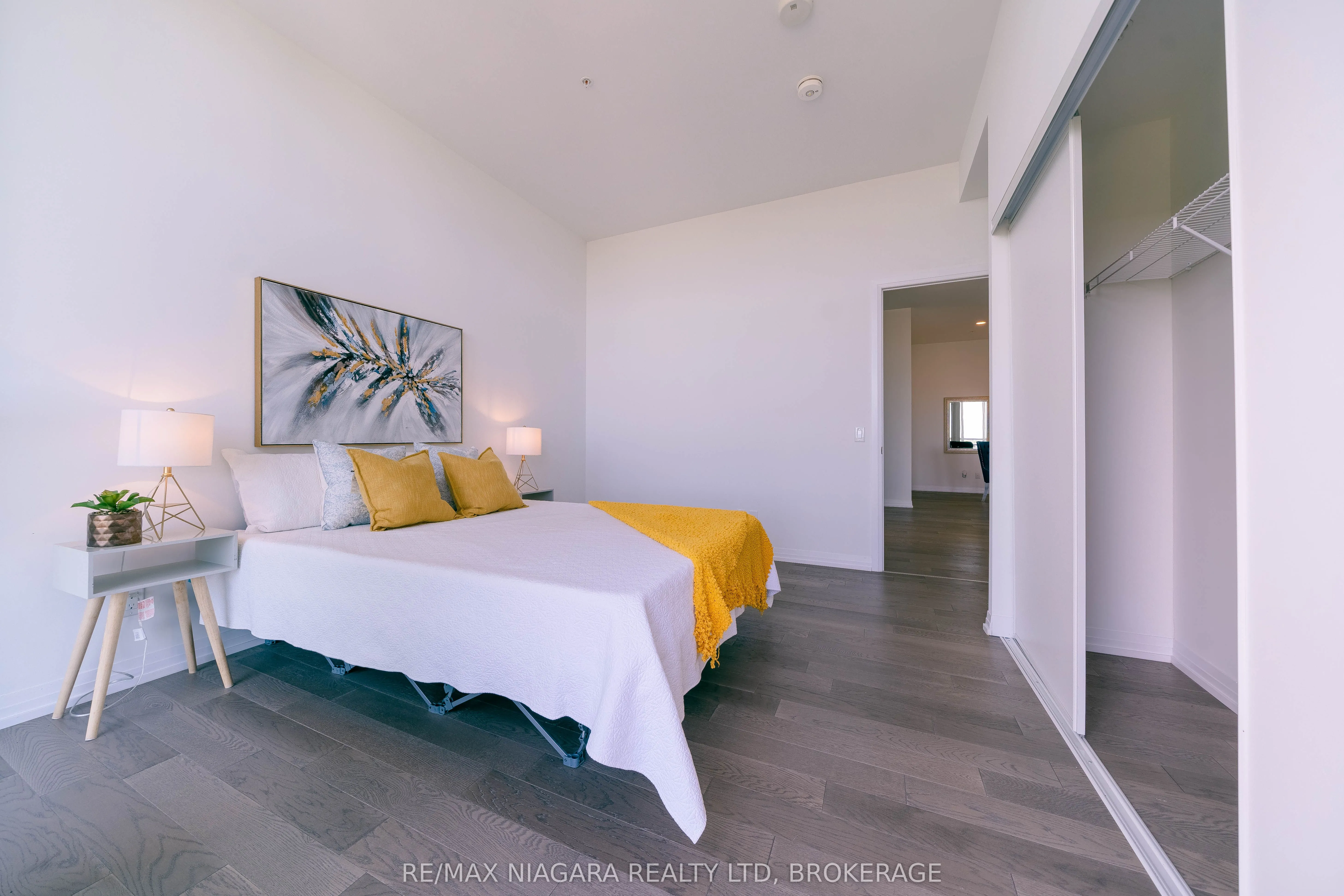 7711 GREEN VISTA Gate, #901