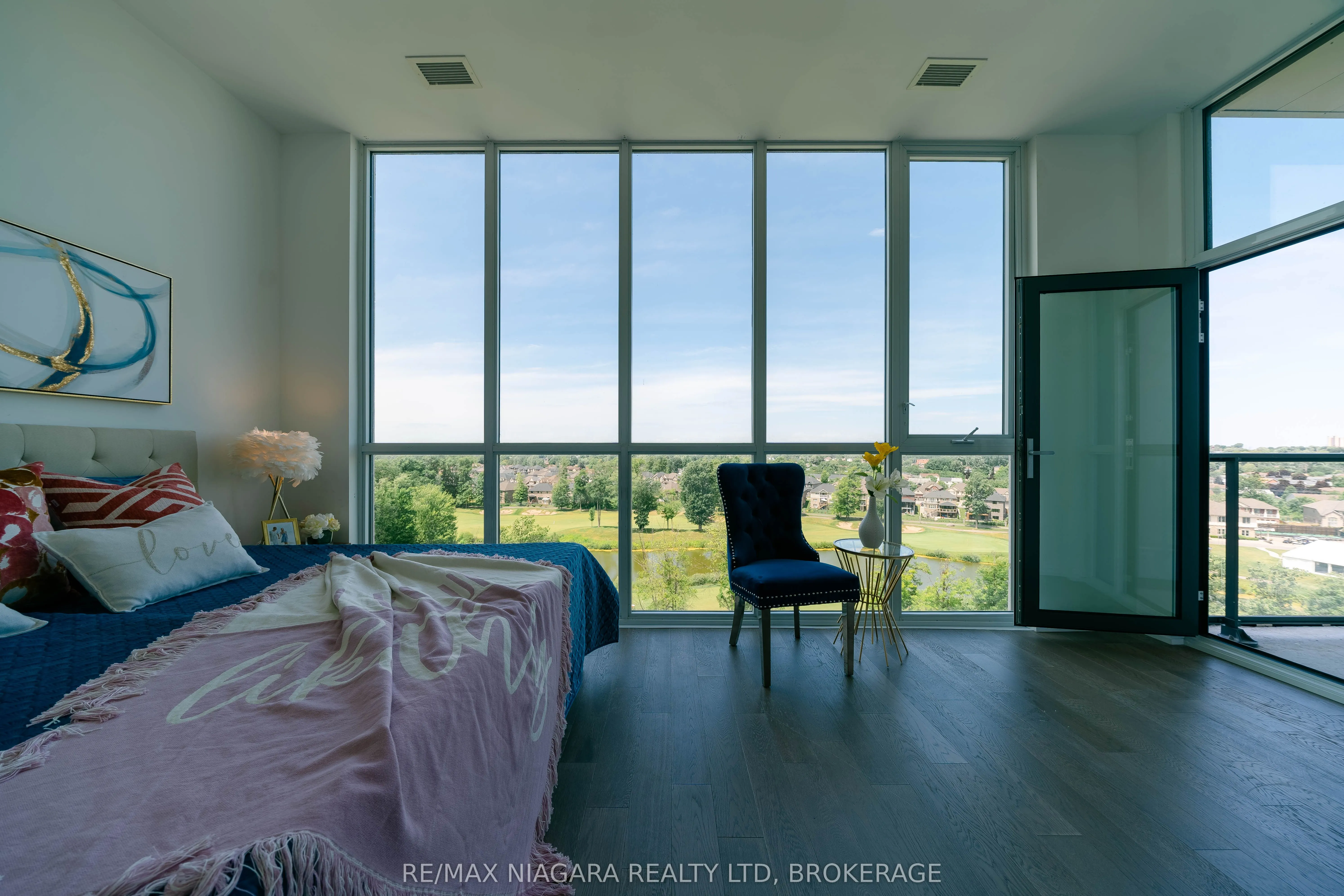 7711 GREEN VISTA Gate, #901