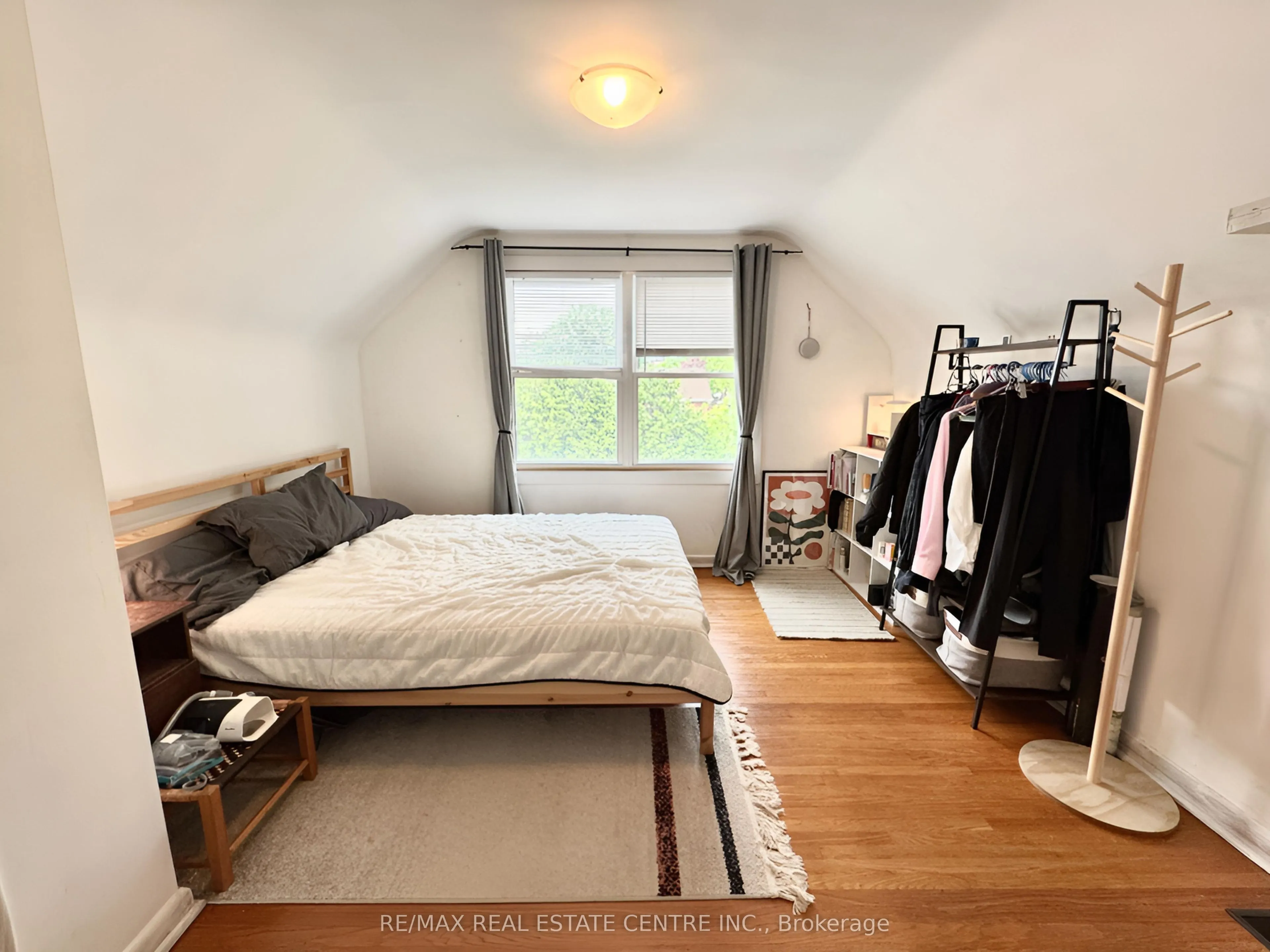 342 East 17th Street