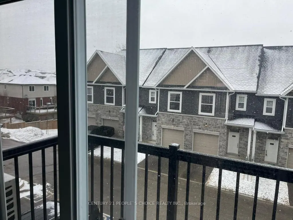 439 ATHLONE Avenue, #E6