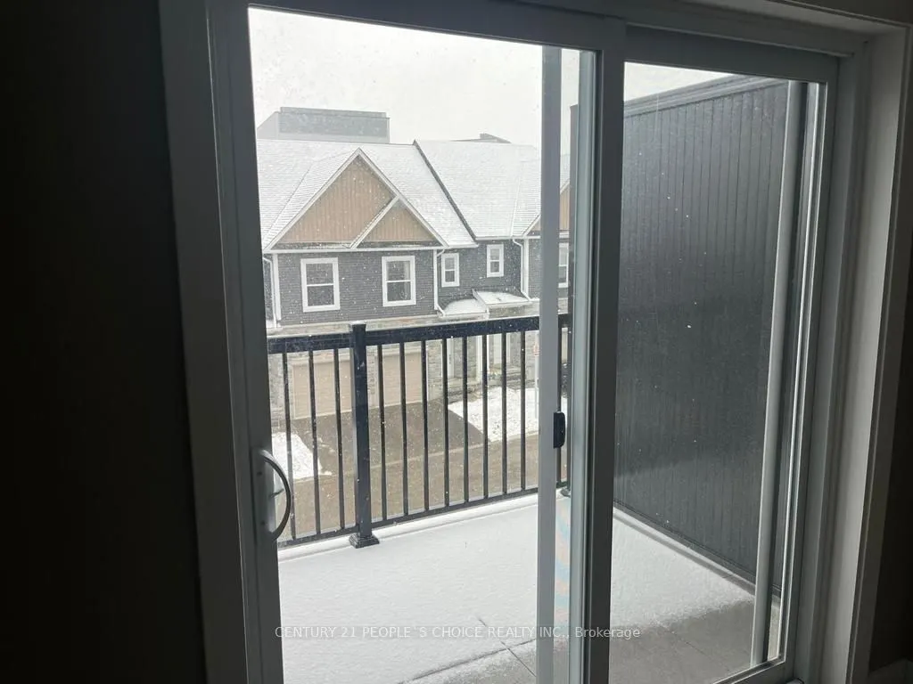 439 ATHLONE Avenue, #E6
