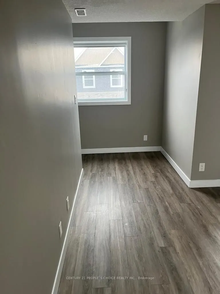 439 ATHLONE Avenue, #E6