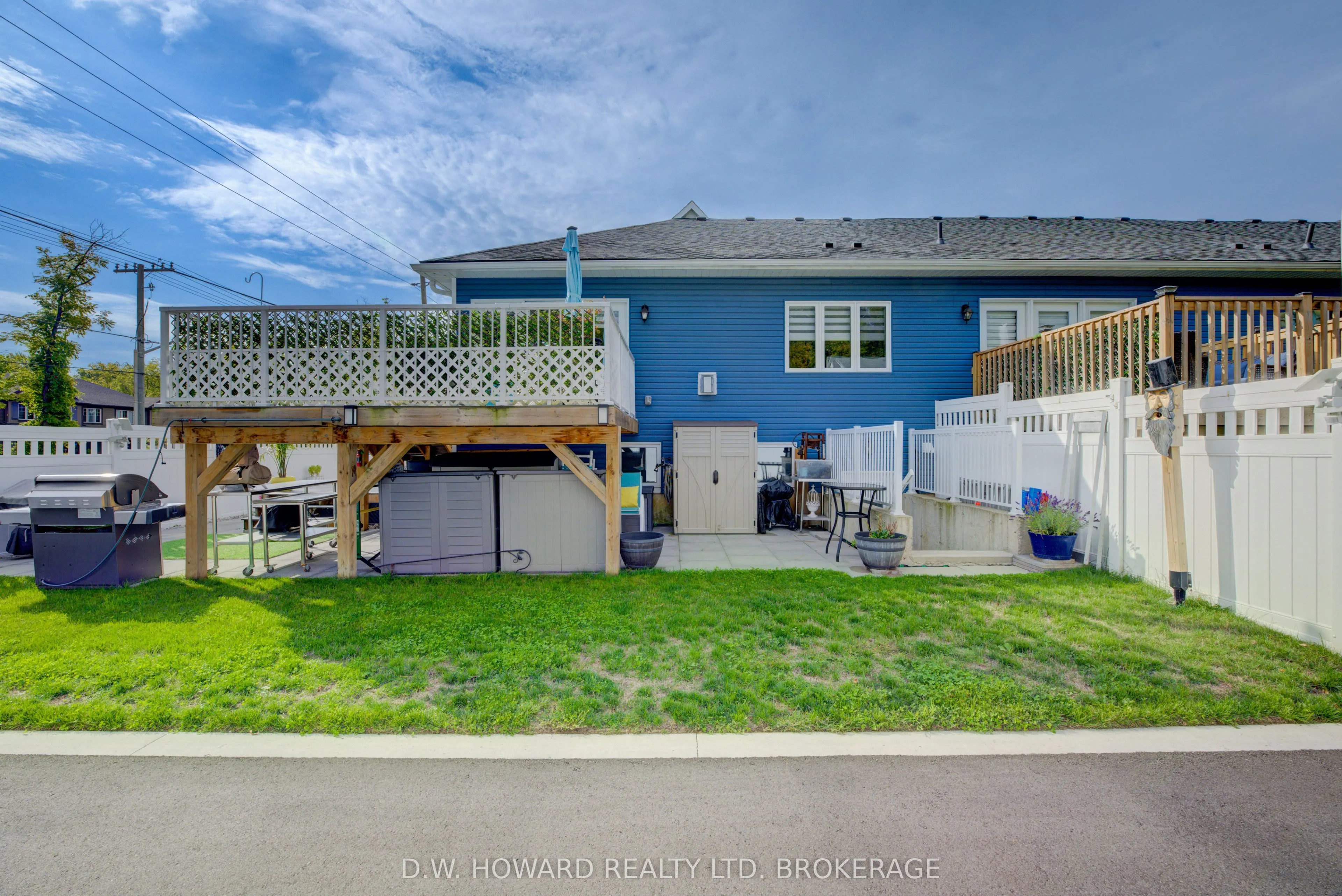 3600 Hibbard Street E
