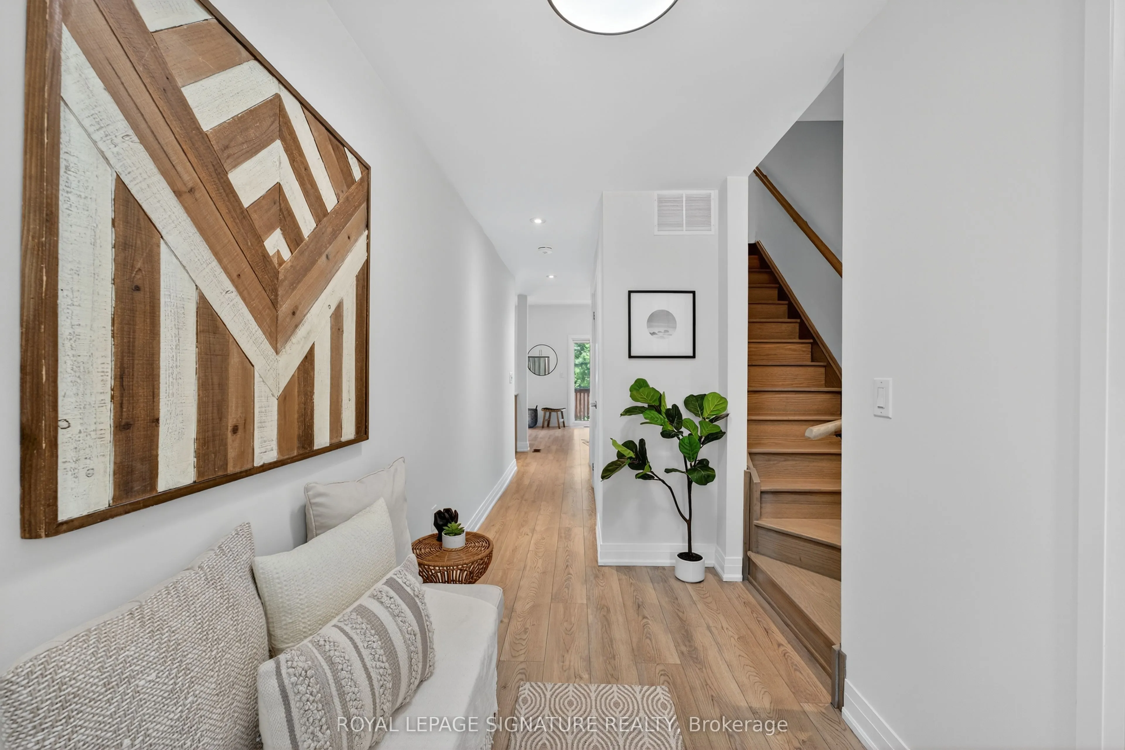 393 Manitoba Street, #6