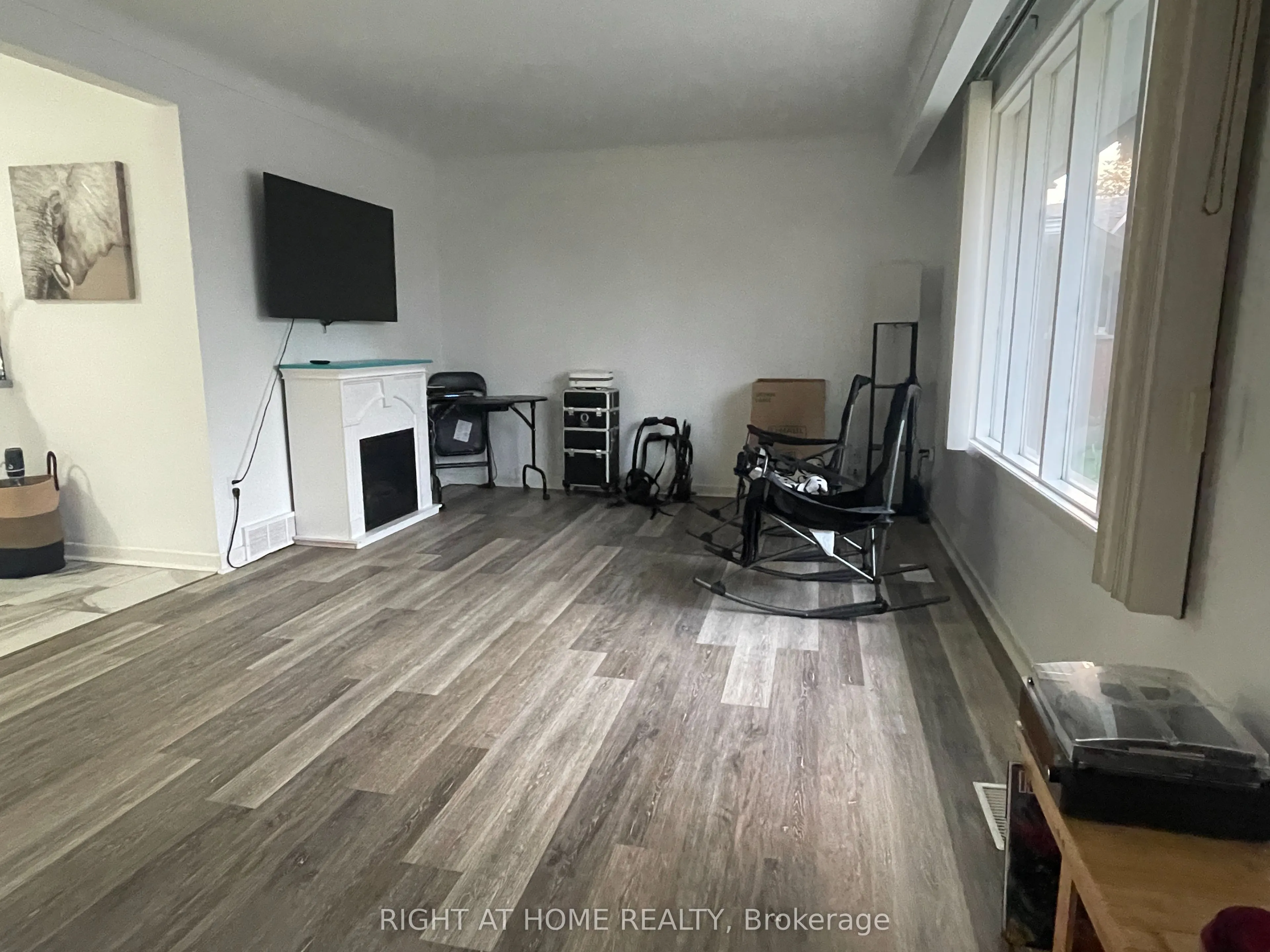 8 Rossie Place