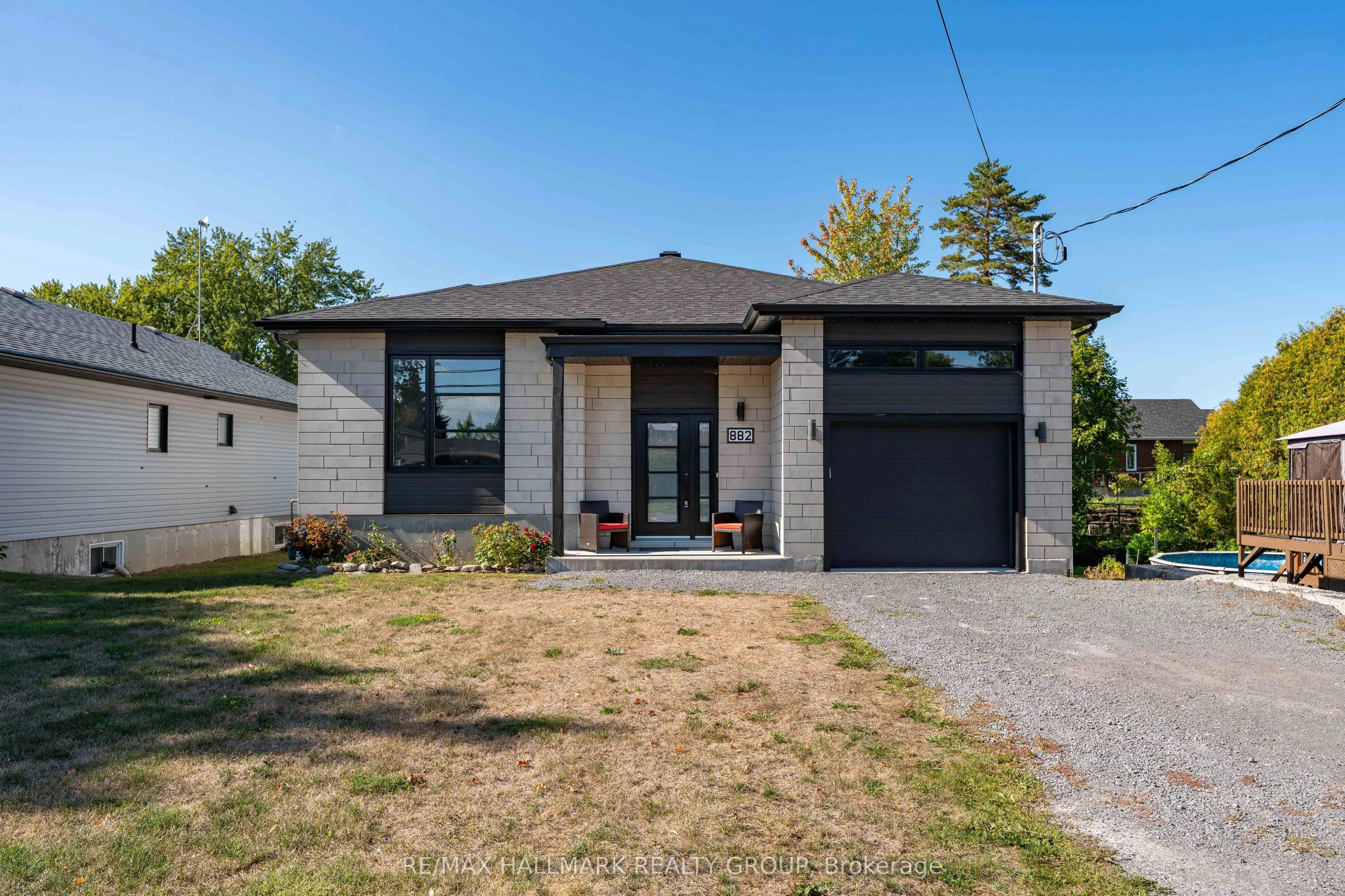 882 FRONT Road