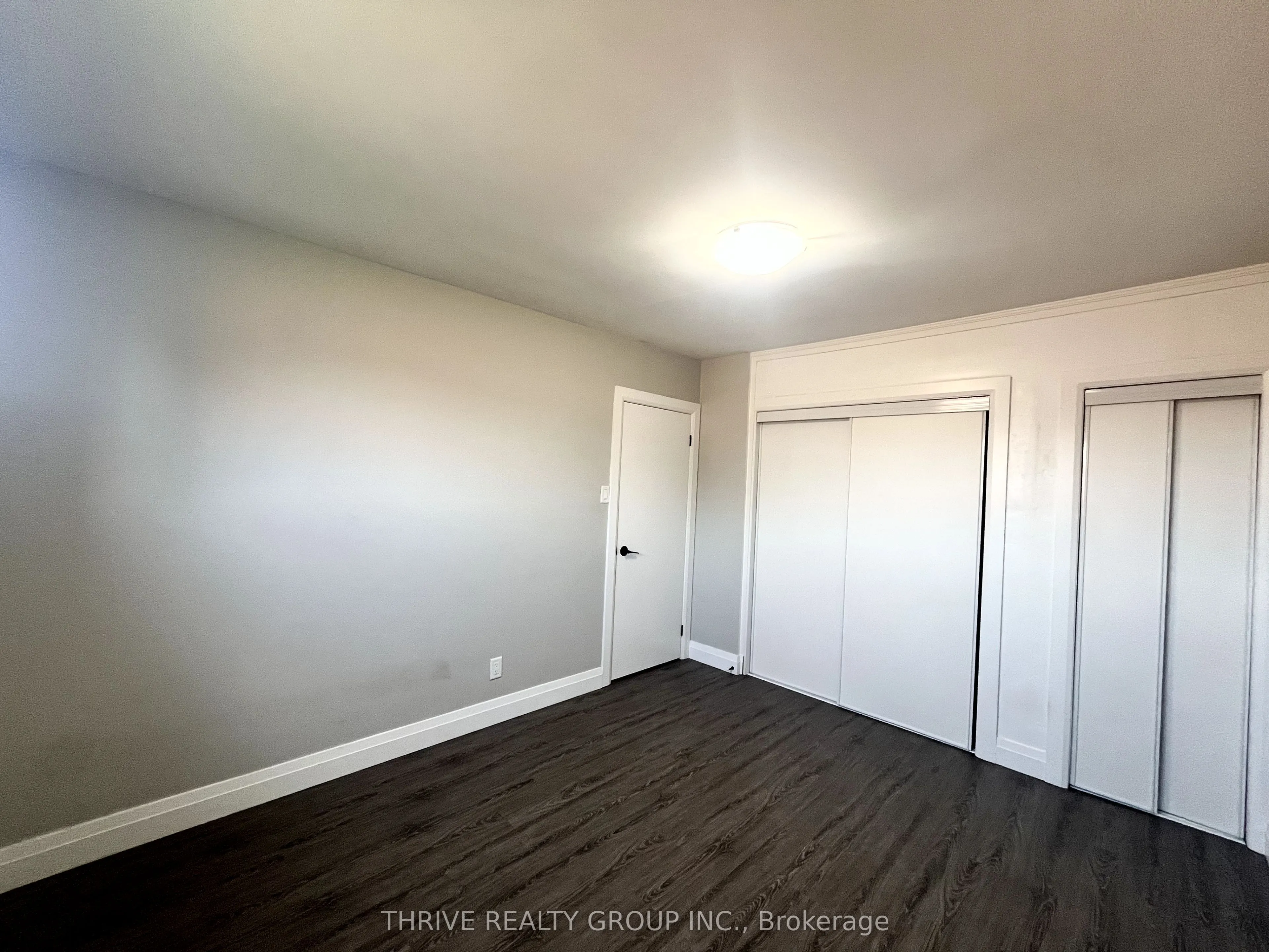 106 King Edward Avenue, #11