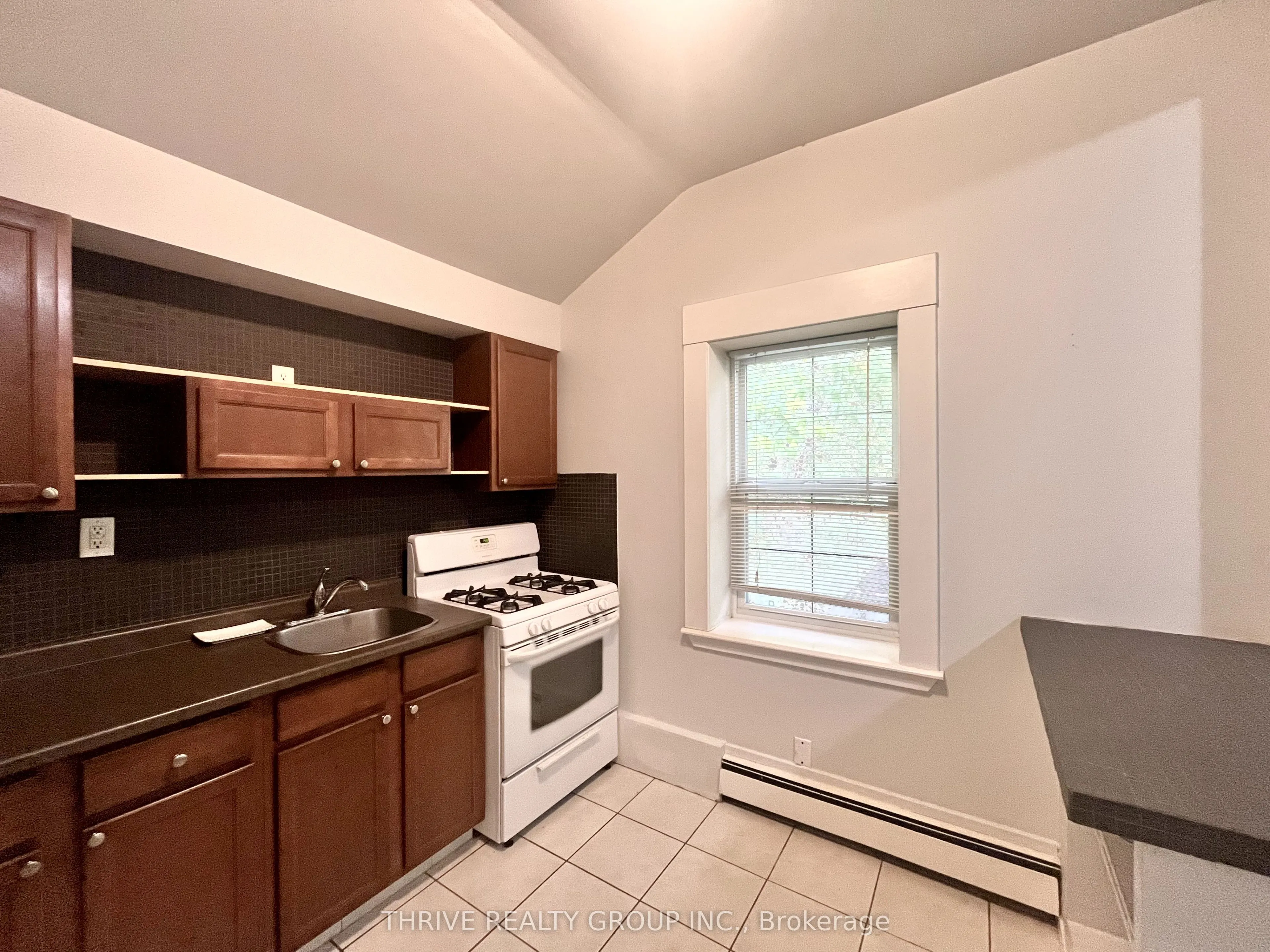 1 Waverley Place, #3