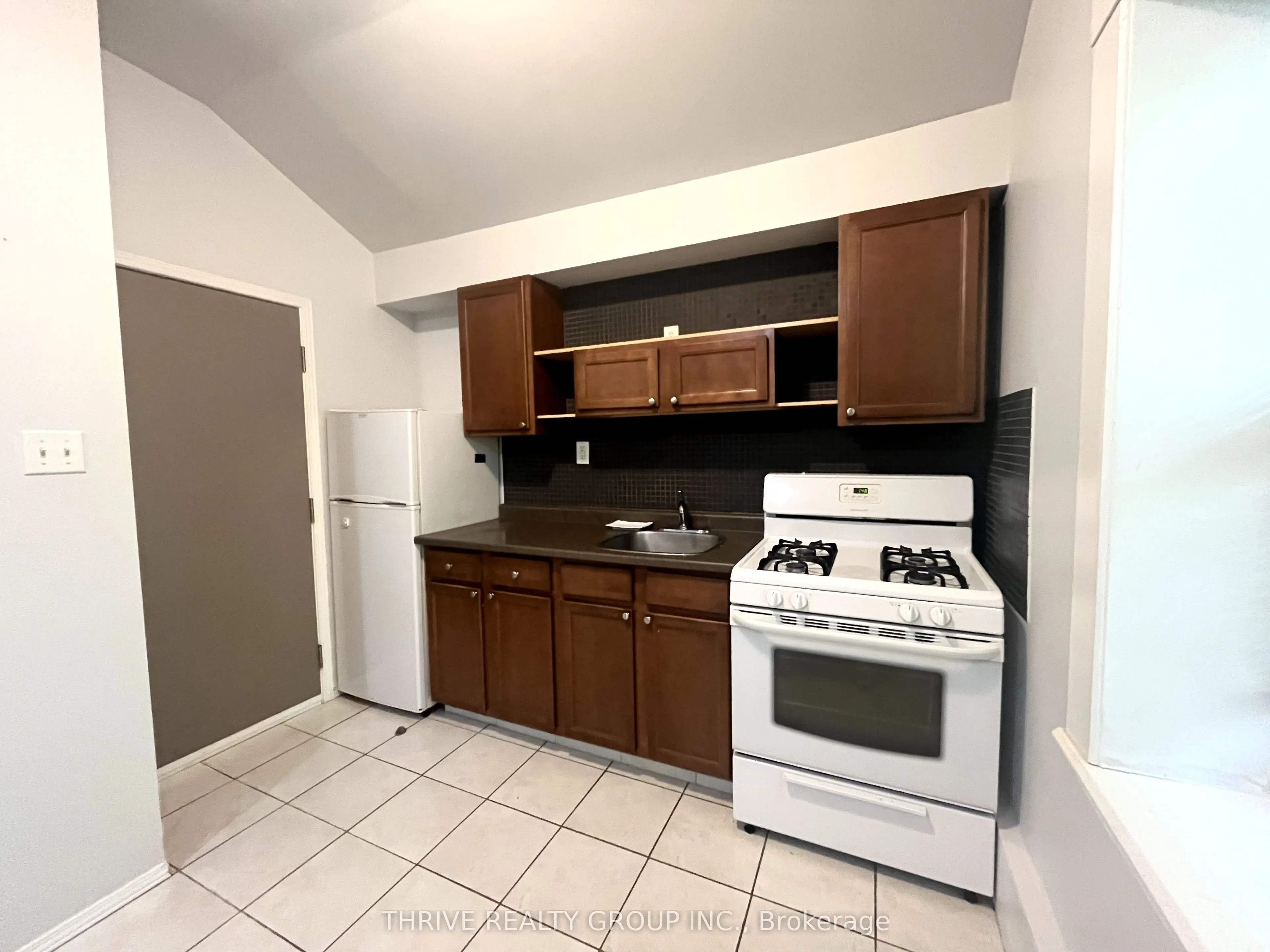 1 Waverley Place, #3