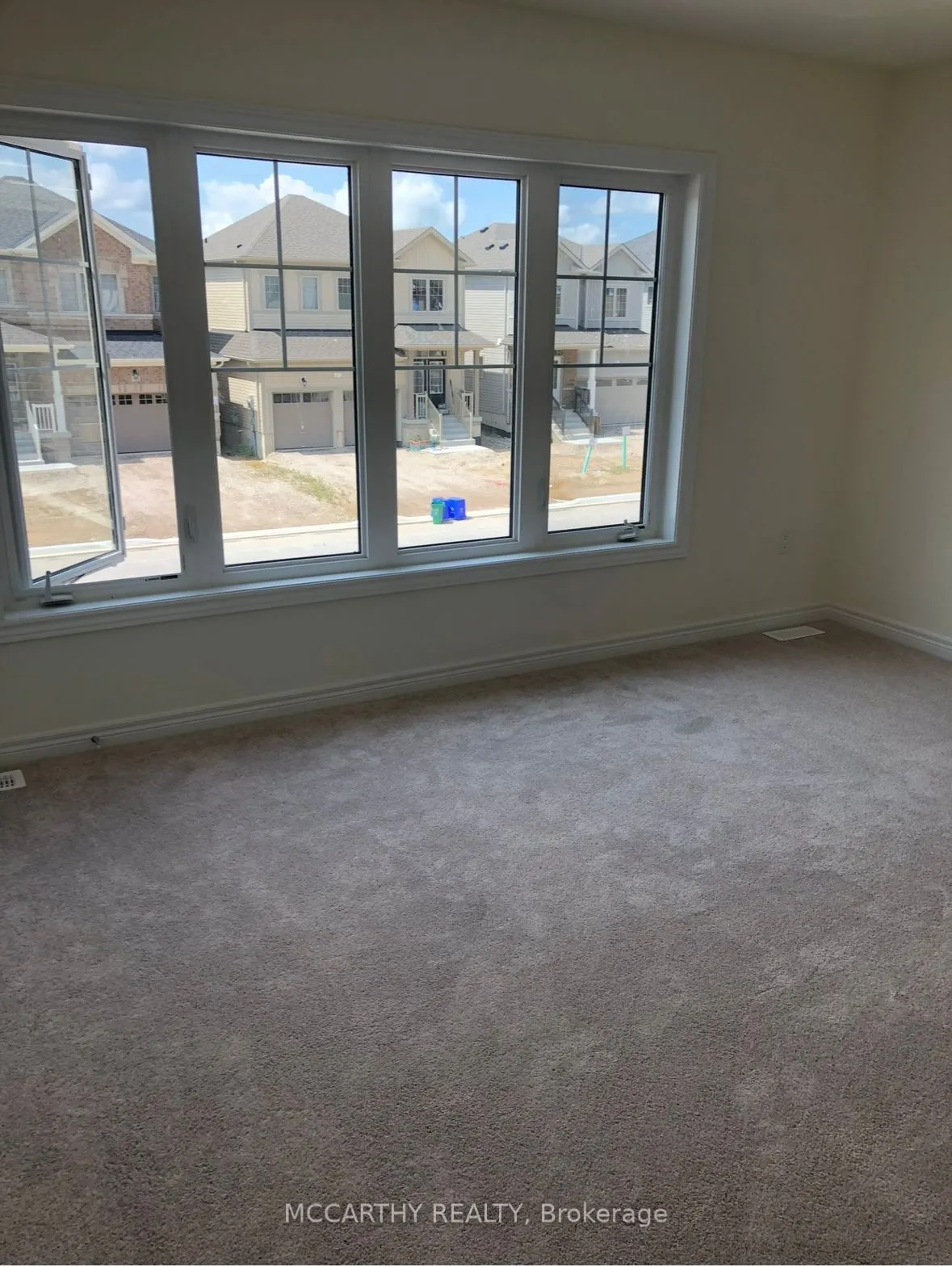 480 Black Cherry (Main) Crescent