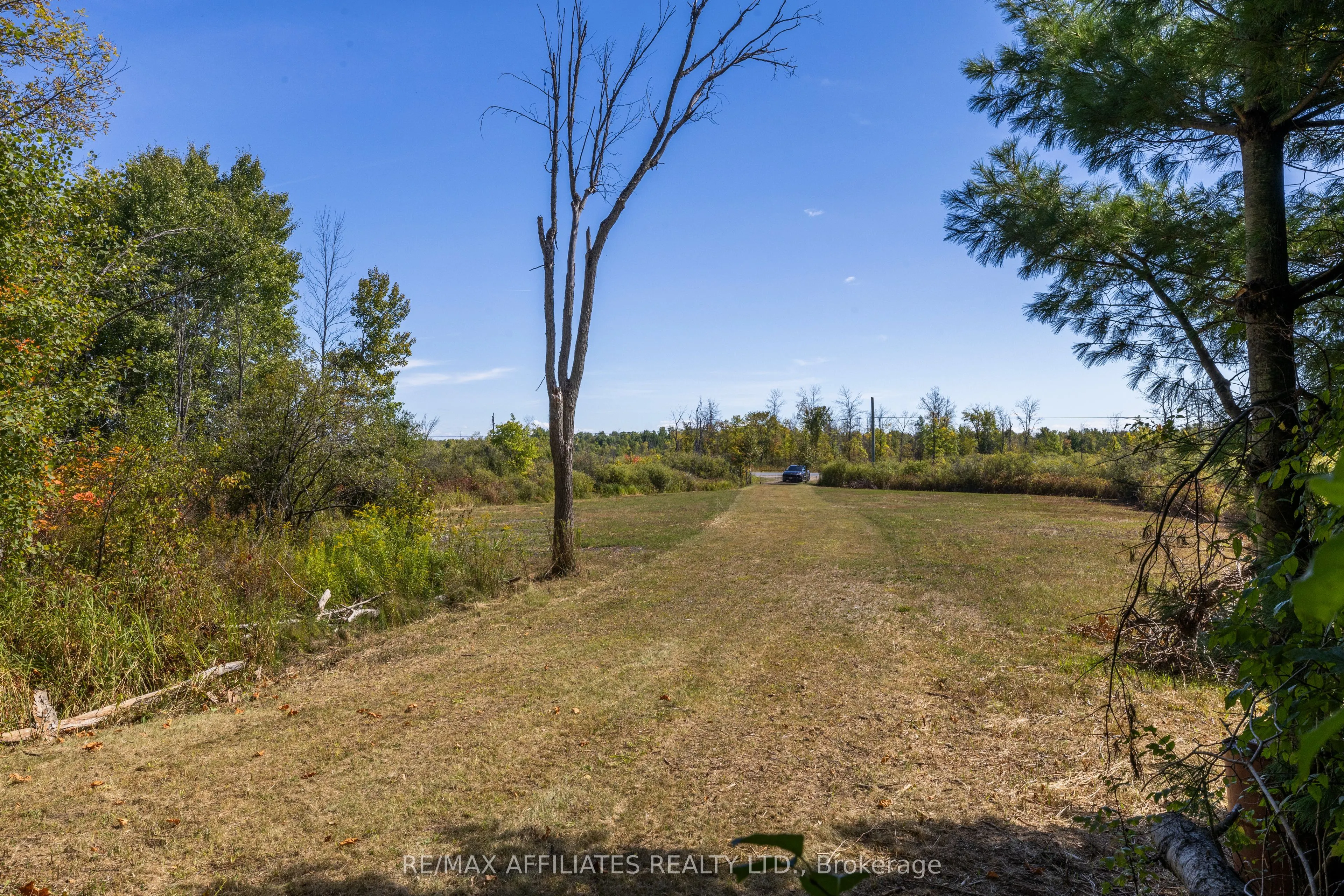 19112 HWY 7 Highway
