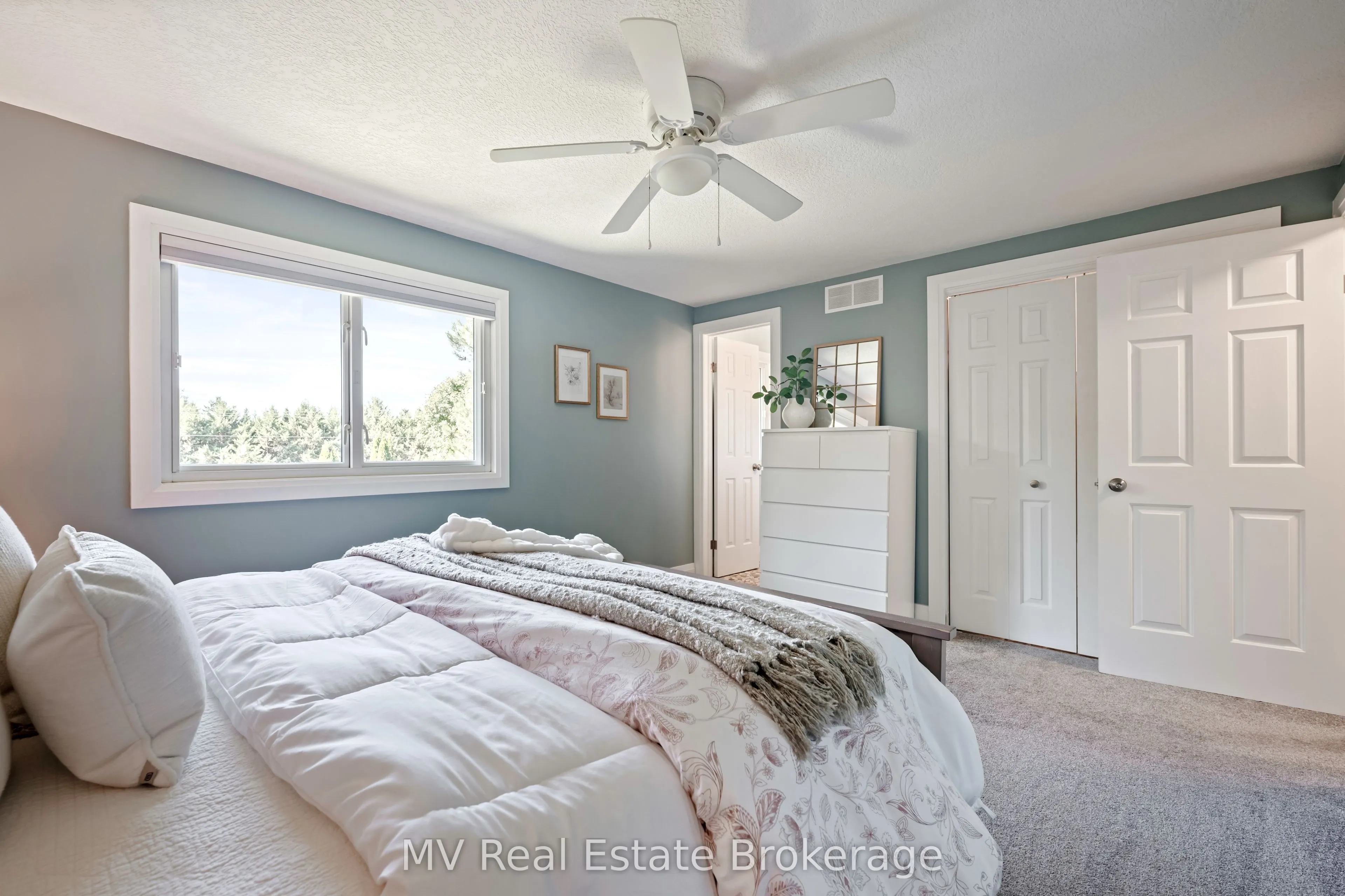 4 Sargent Boulevard