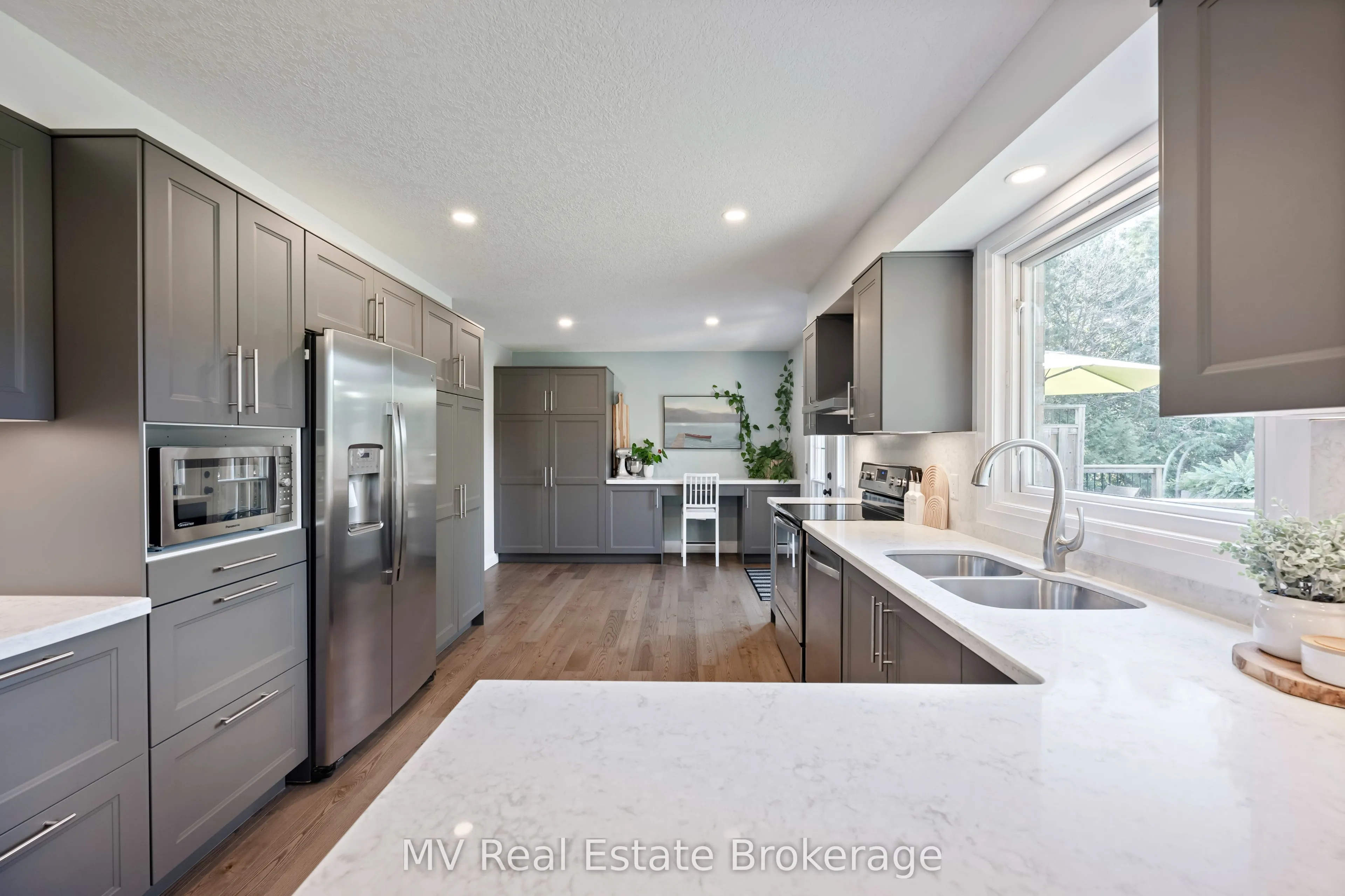 4 Sargent Boulevard