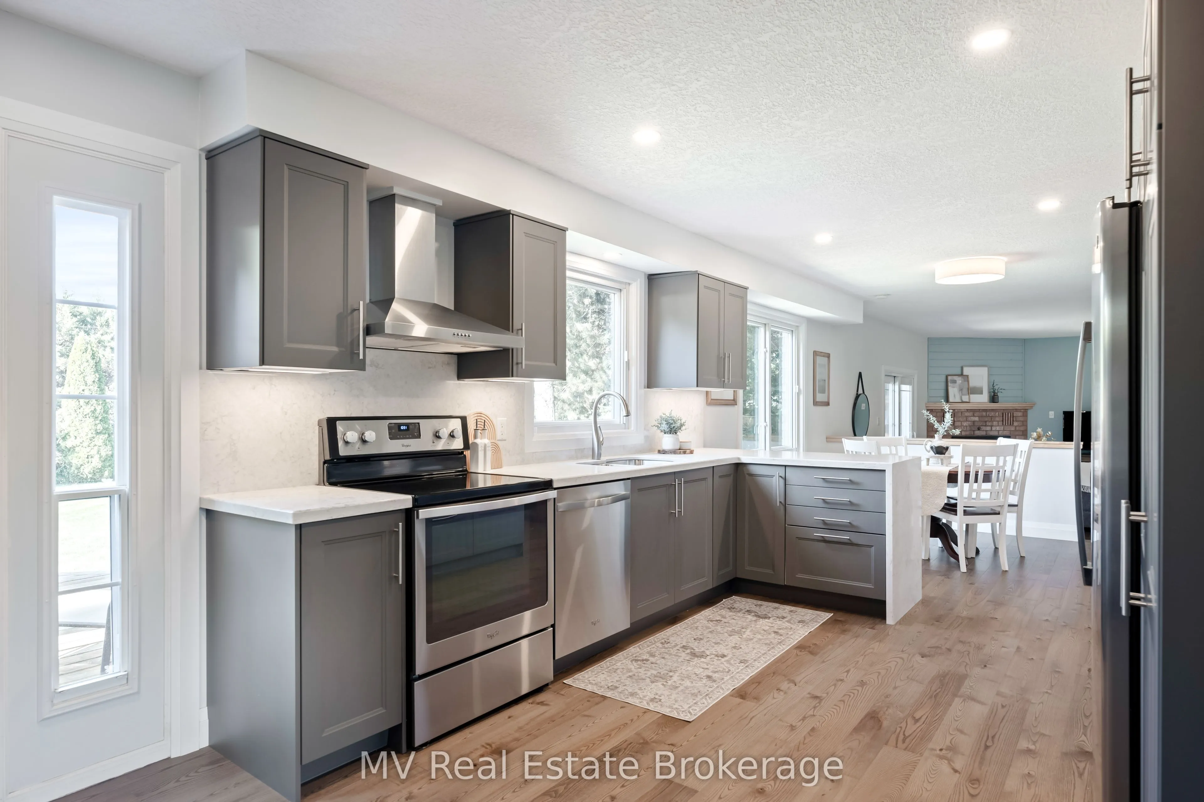 4 Sargent Boulevard