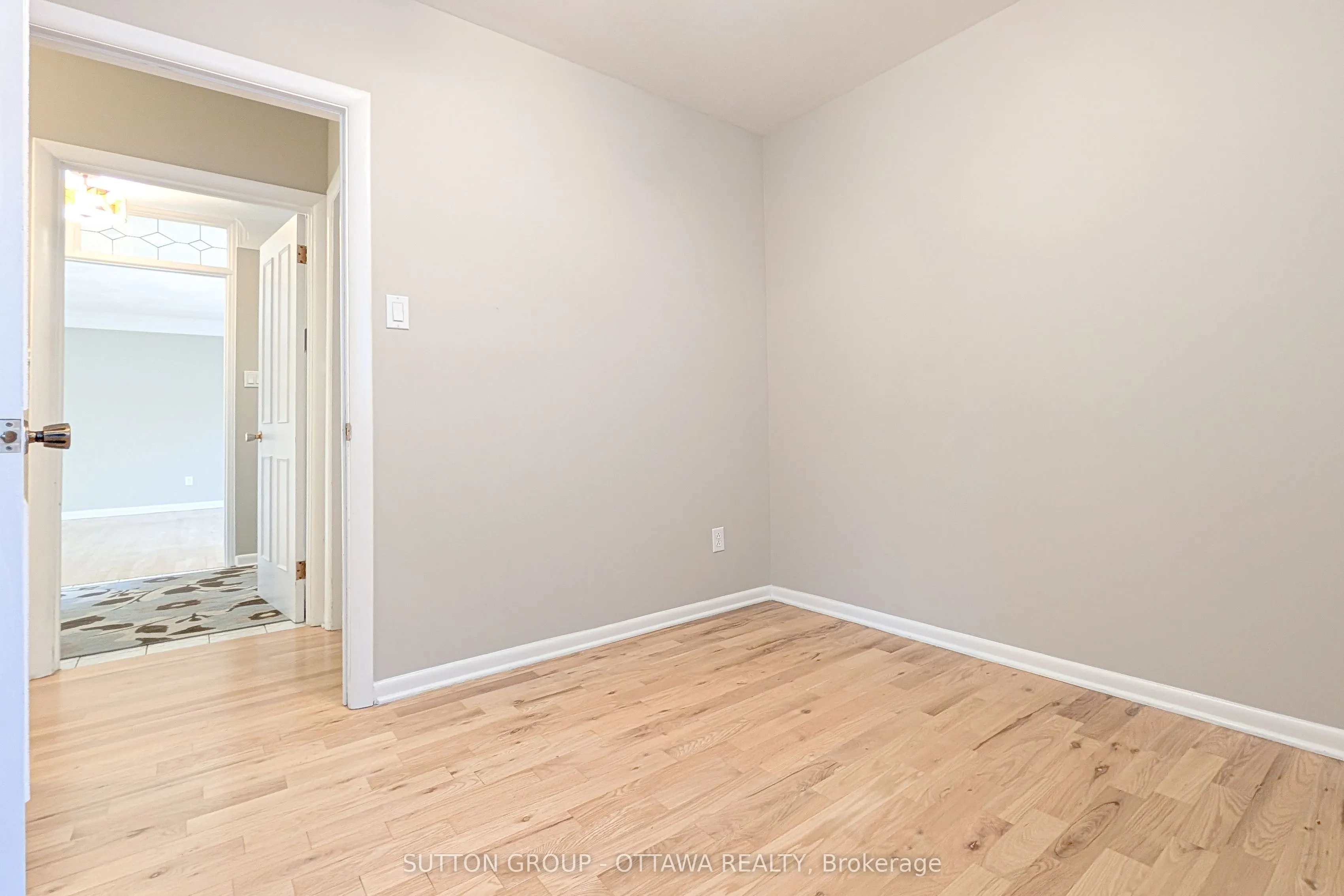 866 Claude Street