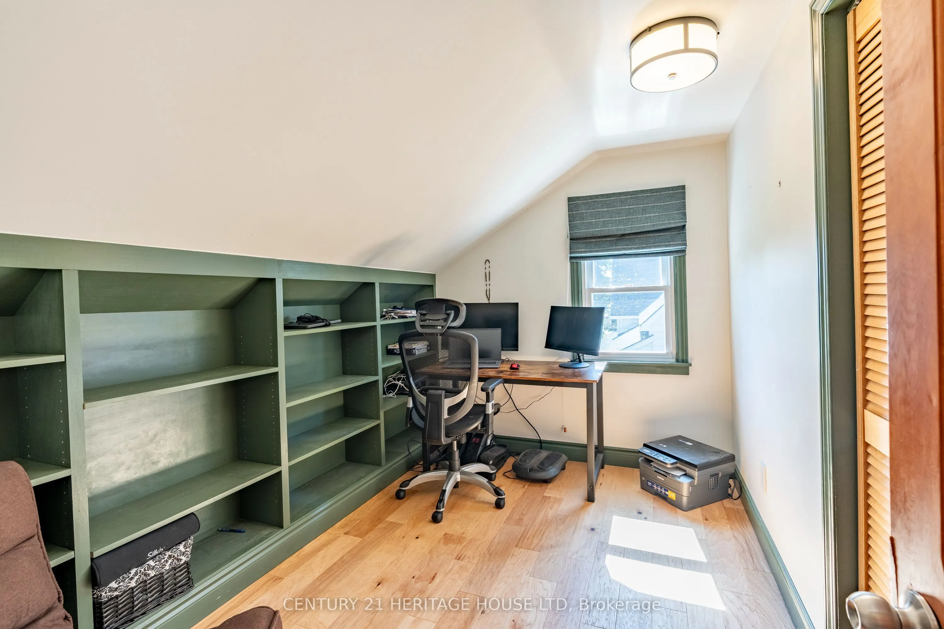 4593 PERTH ROAD 135
