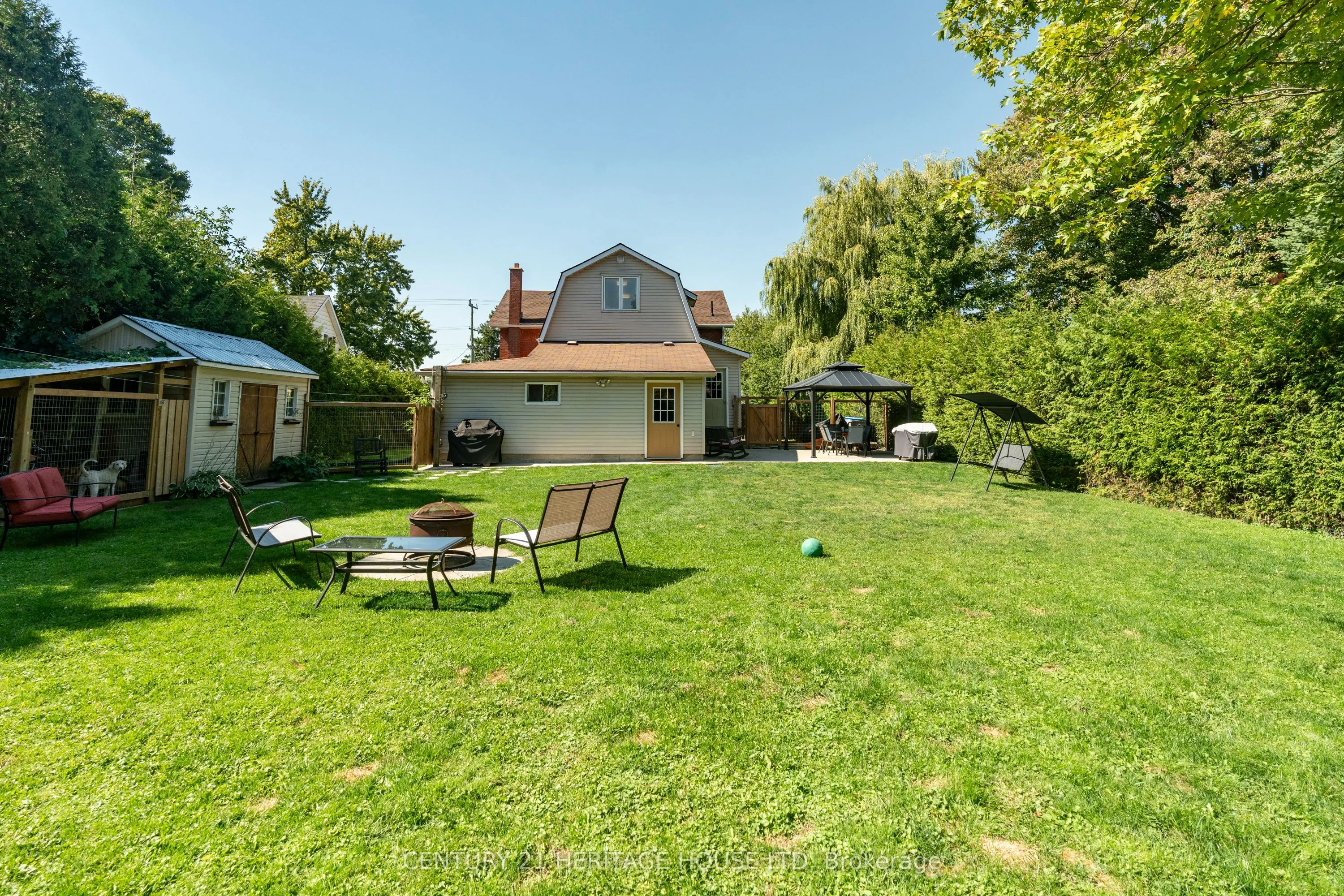 4593 PERTH ROAD 135