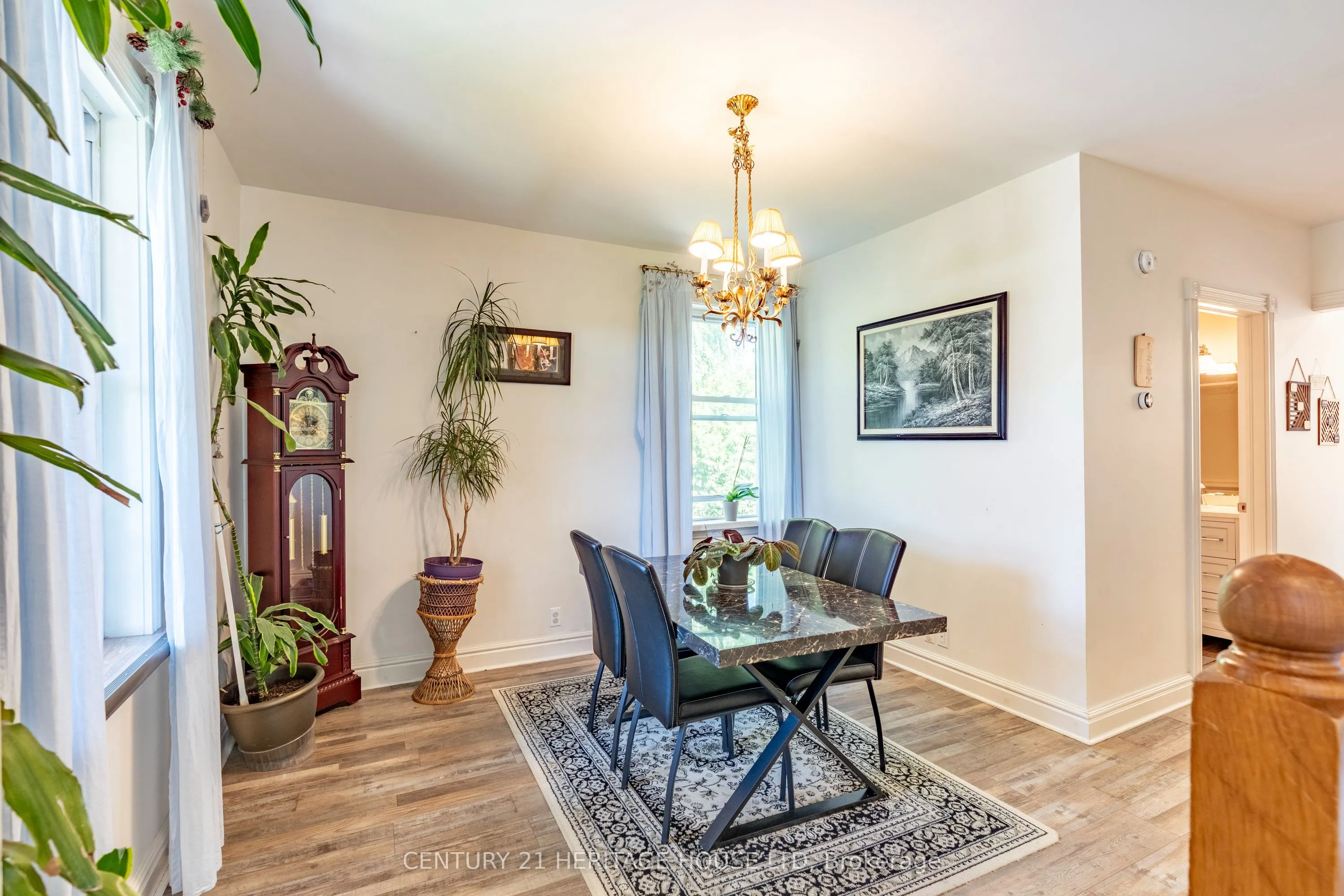 4593 PERTH ROAD 135