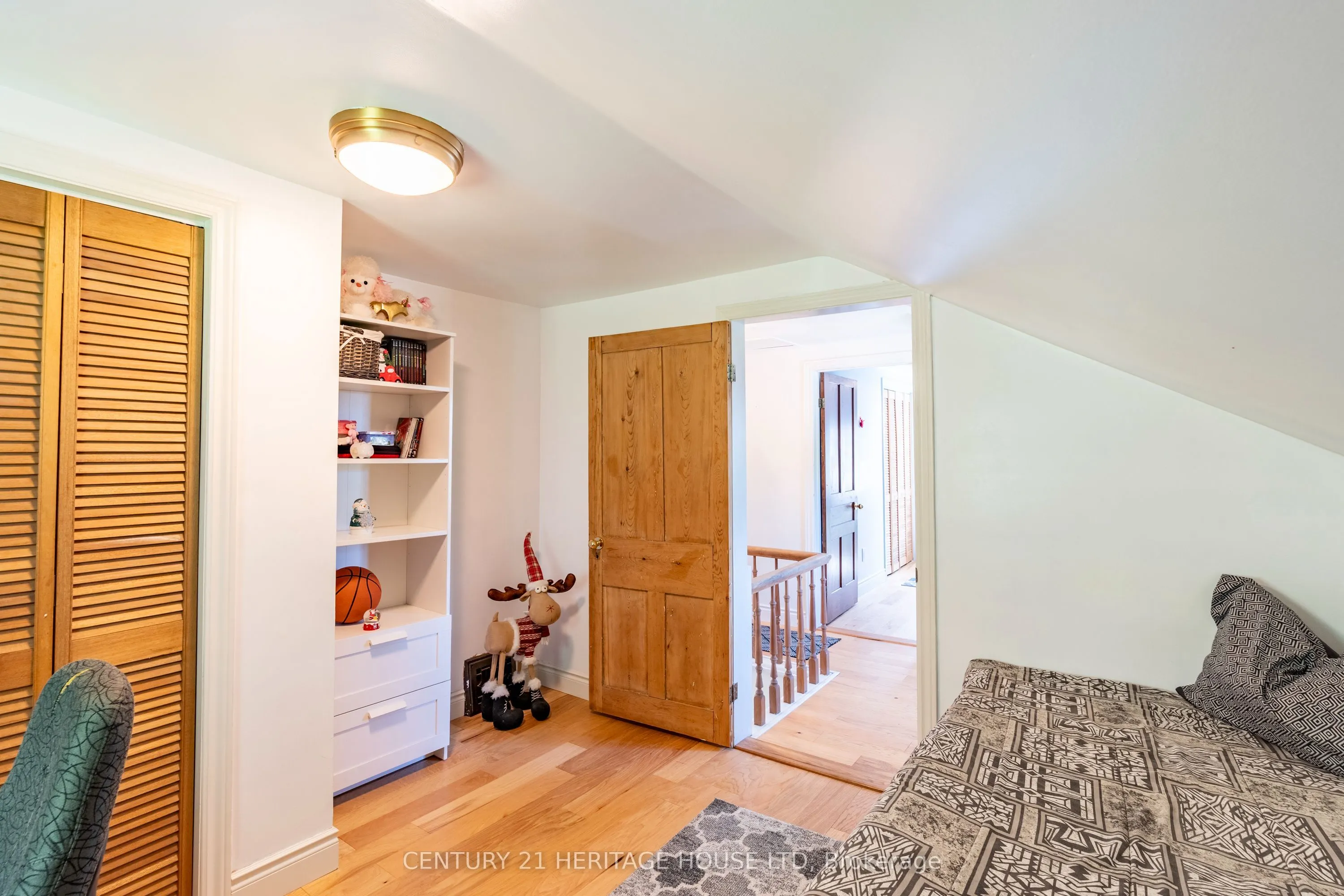 4593 PERTH ROAD 135