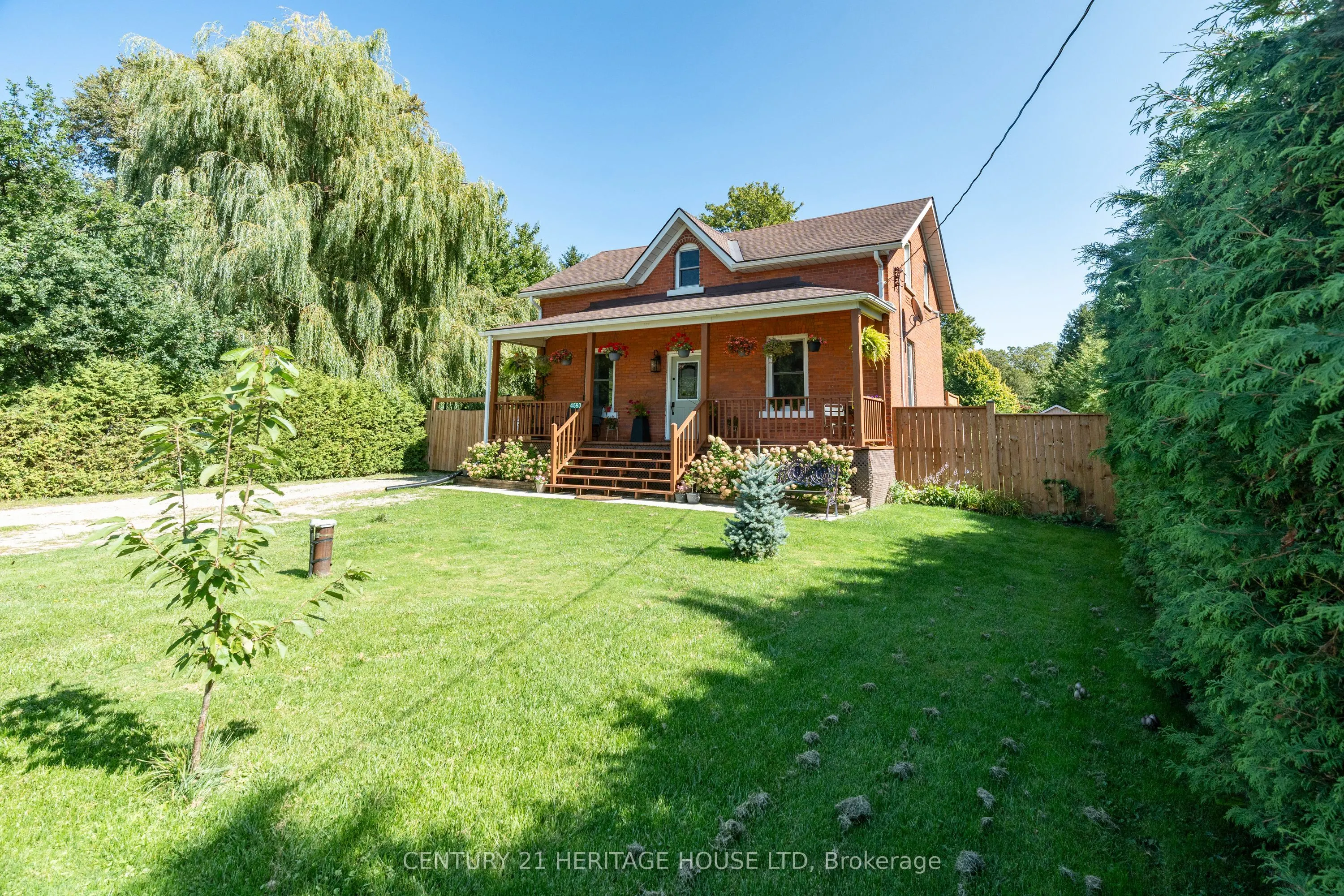 4593 PERTH ROAD 135
