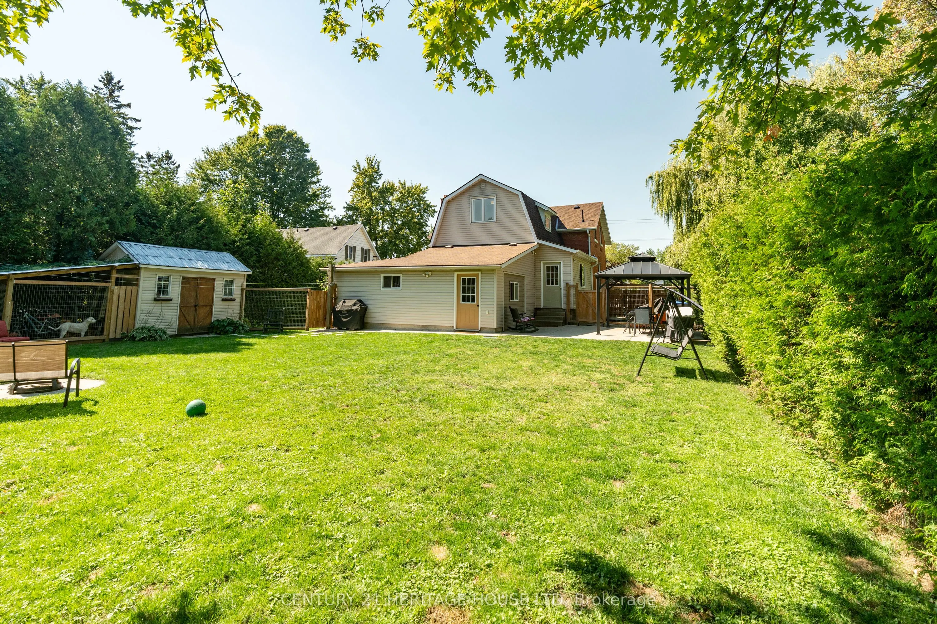 4593 PERTH ROAD 135