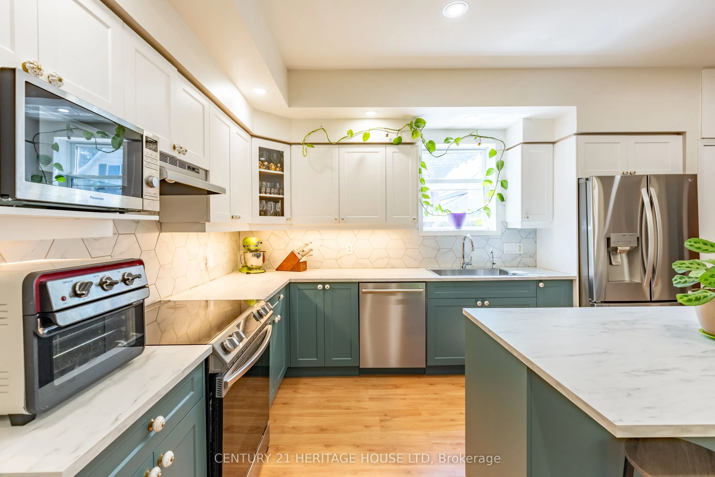 4593 PERTH ROAD 135